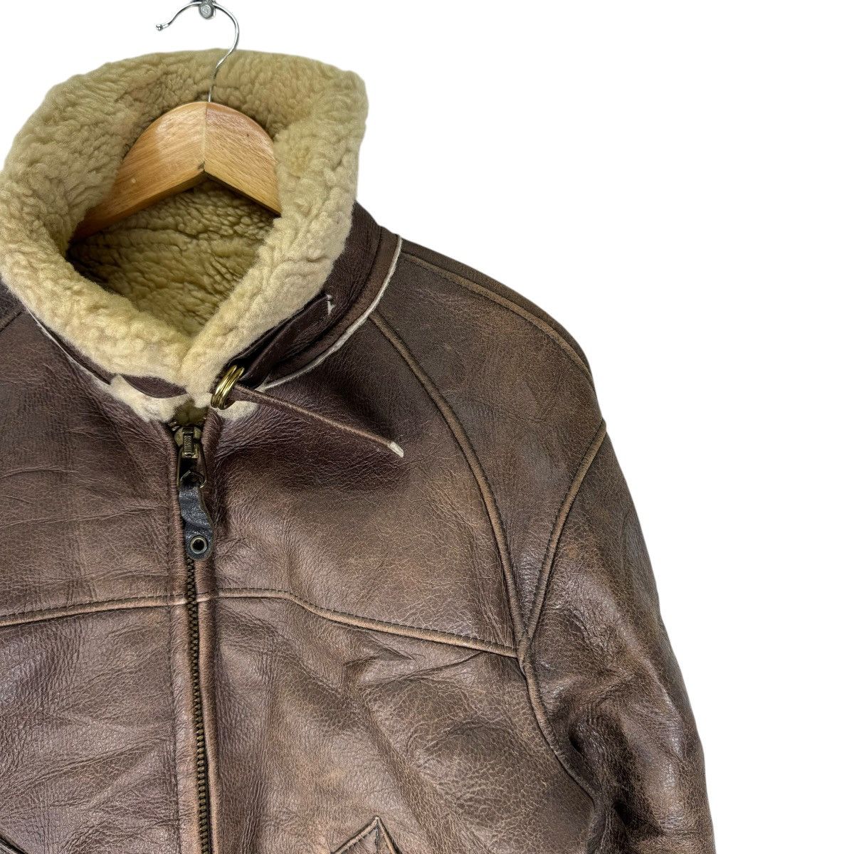 Golden Bear ☀️GOLDEN BEAR SHEEPSKIN B3 LEATHER JACKET Size US M / EU 48-50 / 2 - 4 Thumbnail