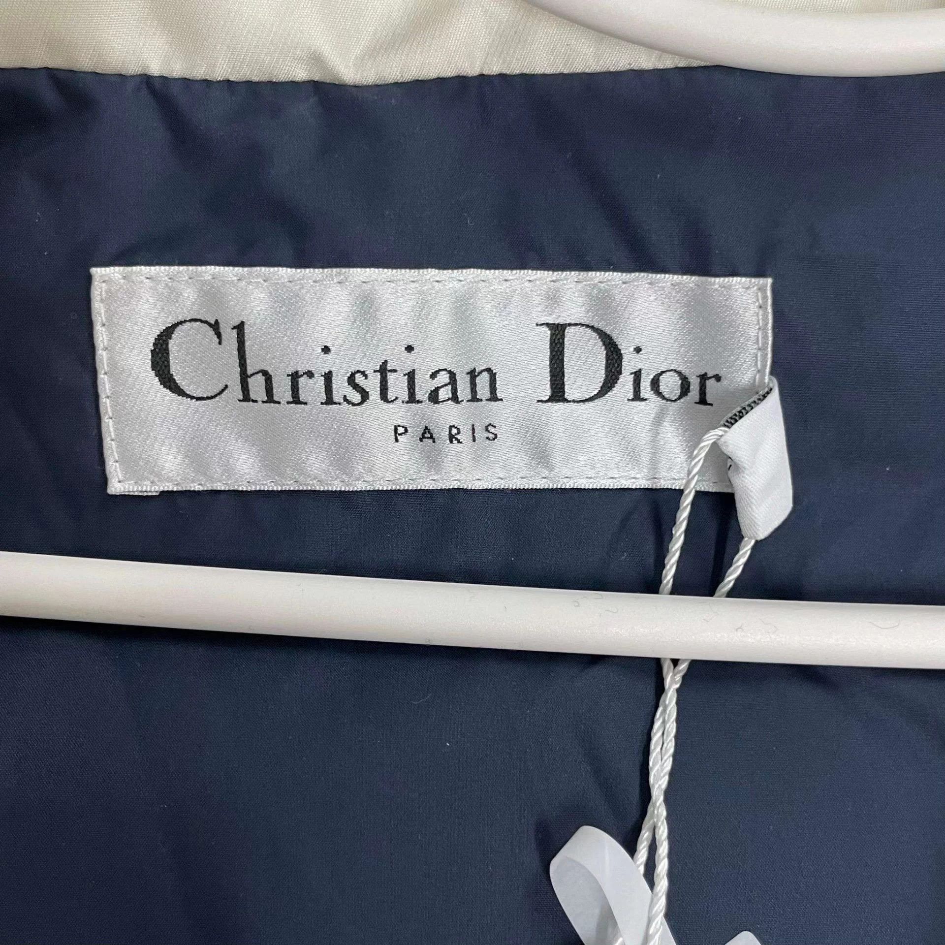 Dior Dior women's white hooded ski jacket XS Size XS / US 0-2 / IT 36-38 - 3 Thumbnail