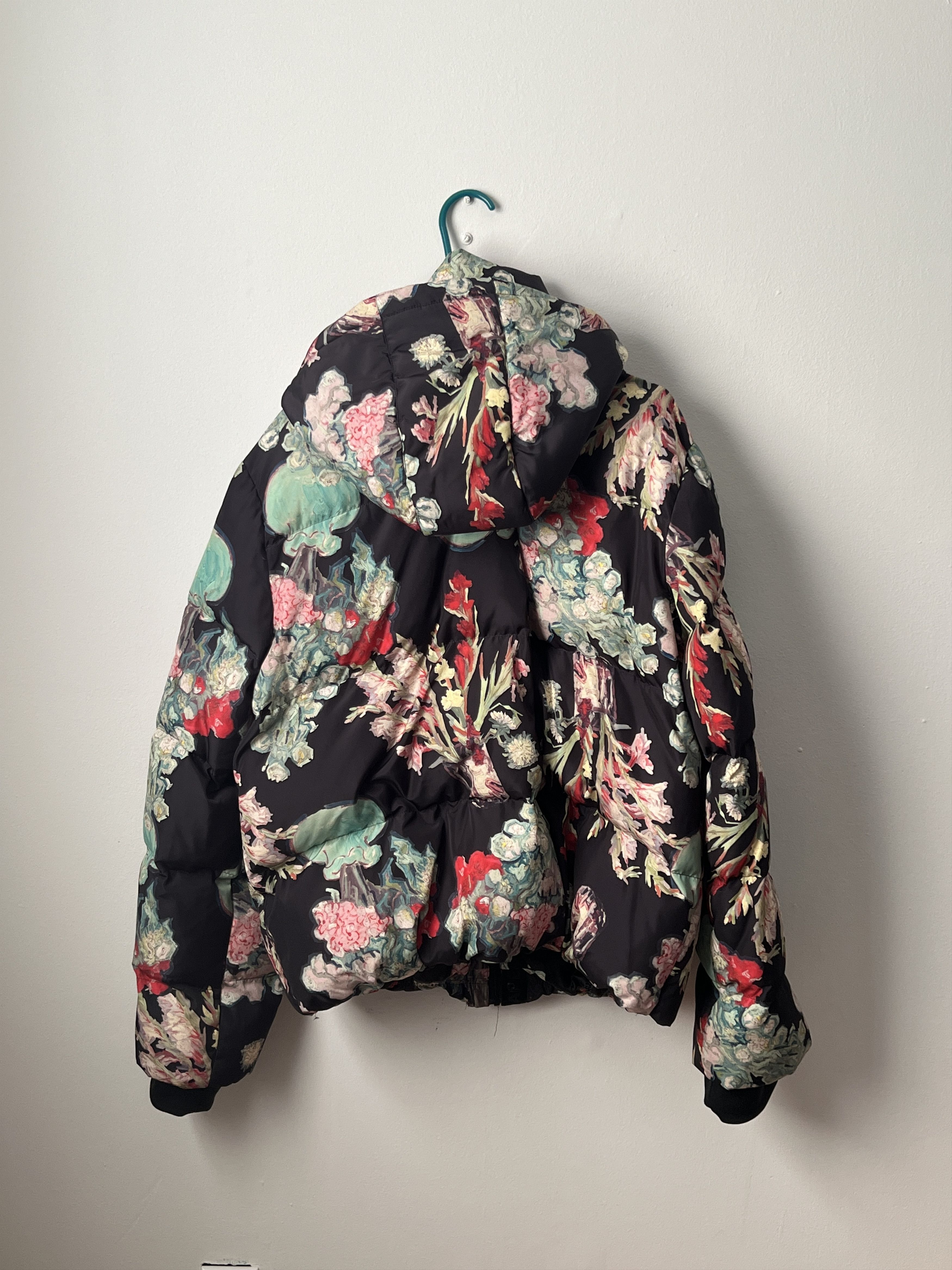 Daily Paper DAILY PAPER X VAN GOGH MUSEUM SS2020 CAPSULE PUFFER COAT Size US L / EU 52-54 / 3 - 2 Thumbnail