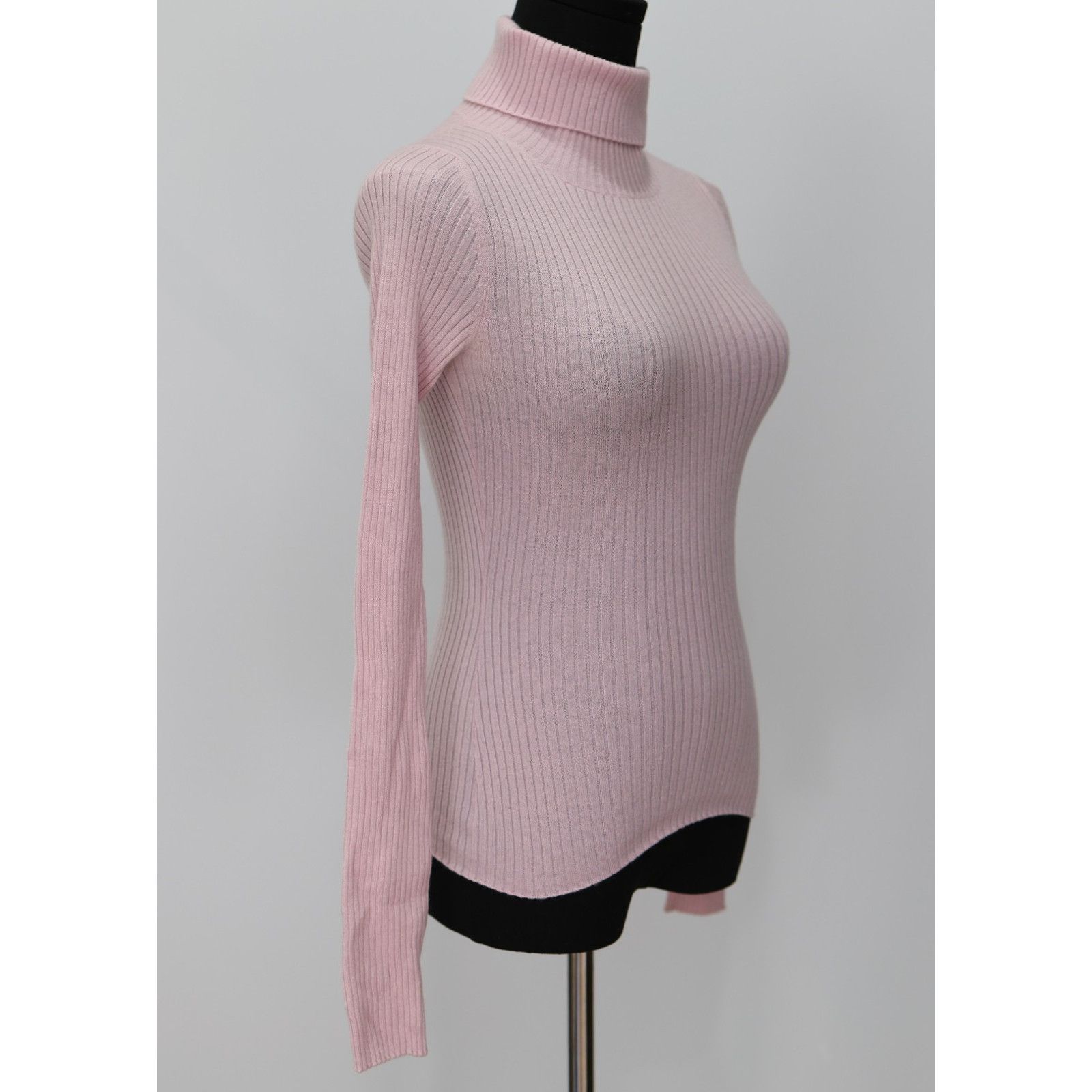Bergdorf Goodman BERGDORF GOODMAN Pure Cashmere Ribbed Turtle Sweater Sz S Size S / US 4 / IT 40 - 3 Thumbnail
