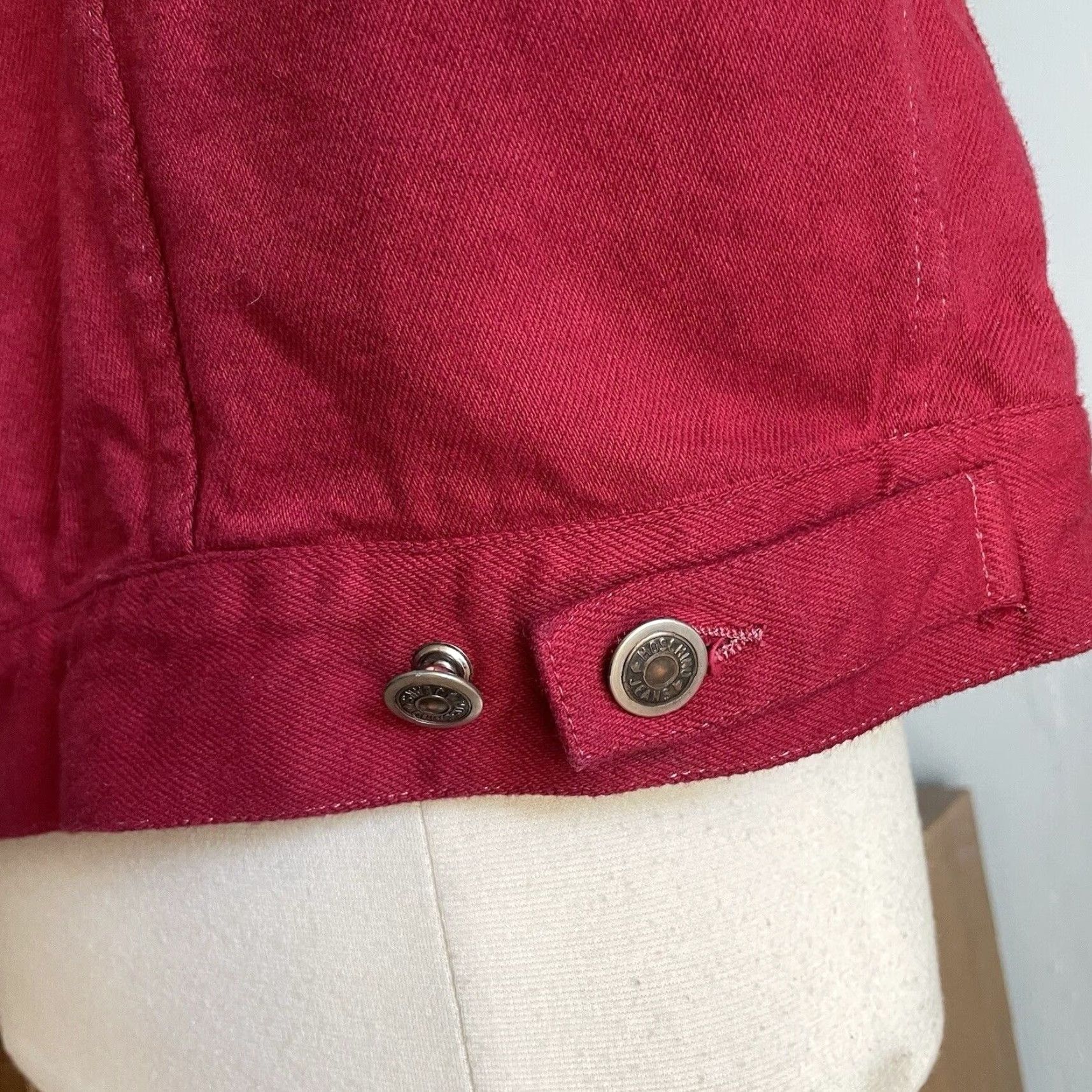 Moschino VINTAGE Moschino Jeans Red Denim Jean Jacket Trucker US 38 / IT 54 Womens Jacket L Cotton Logo 90s Button Front Pockets Size 36" / US 14 / IT 50 - 4 Thumbnail