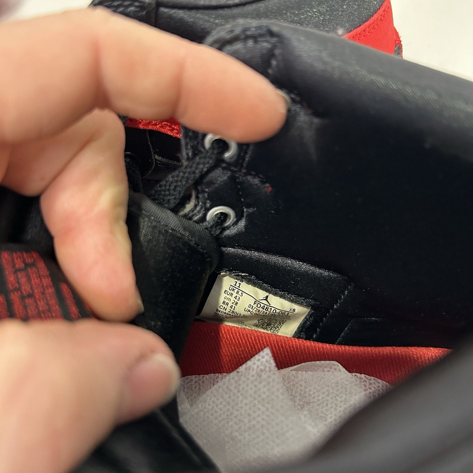 Jordan Brand Nike Air Jordan 1 High OG Retro “Satin Bred” Size US 11 / IT 41 - 8 Thumbnail