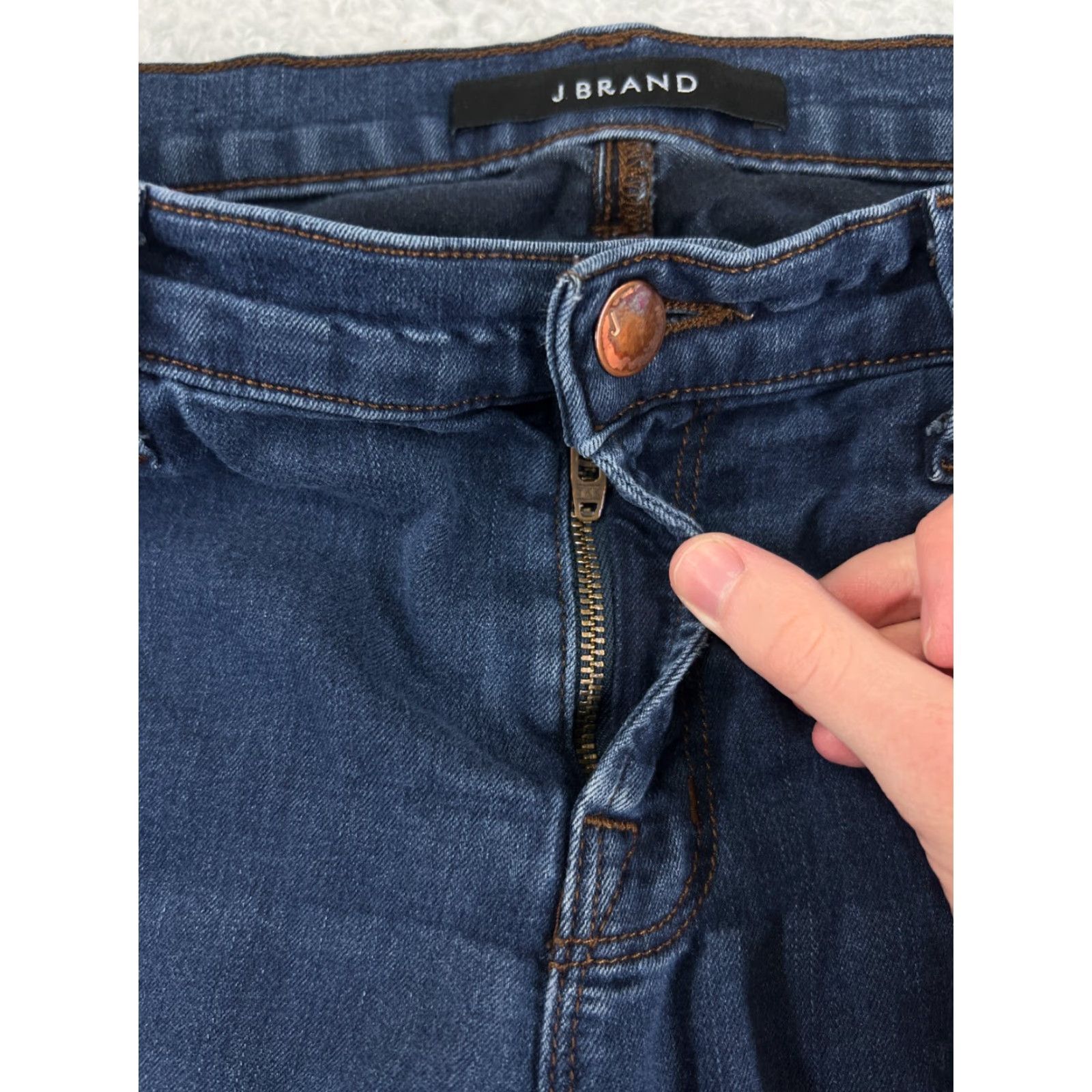 J Brand J Brand Jeans Women's Blue Indigo Dye Denim Dark Wash Skinny Straight Leg 29" Regular Fit 5-Pocket Menus? Size 29" - 7 Thumbnail