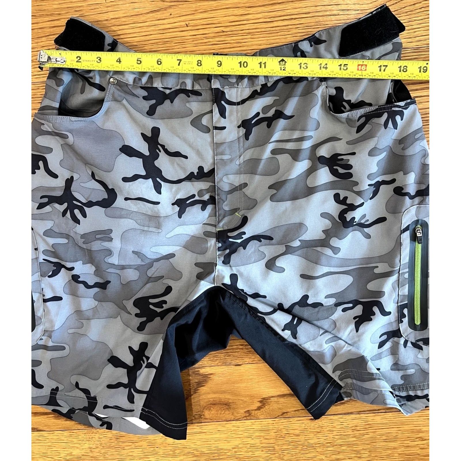 Vintage ZOIC Ether Camo Bike Short With Liner Men 3XL Shadow Camo Mountain Bike Shorts Athletic Black? Shadow Camo Size US 39 - 4 Thumbnail