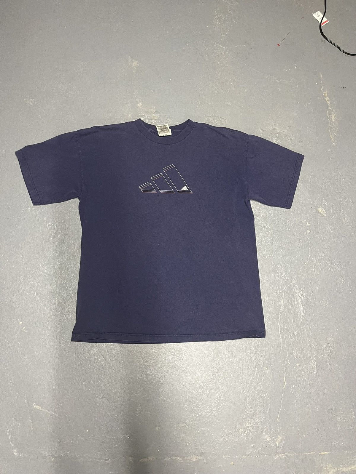 Adidas Vintage plain Adidas t shirt Size US L / EU 52-54 / 3 - 1 Thumbnail