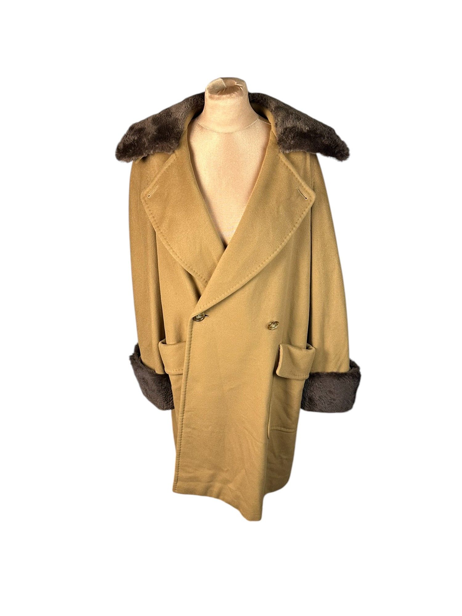 Max Mara Vintage Max Mara 100% Cashmere Double Breasted Fur Coat Size M / US 6-8 / IT 42-44 - 1 Thumbnail