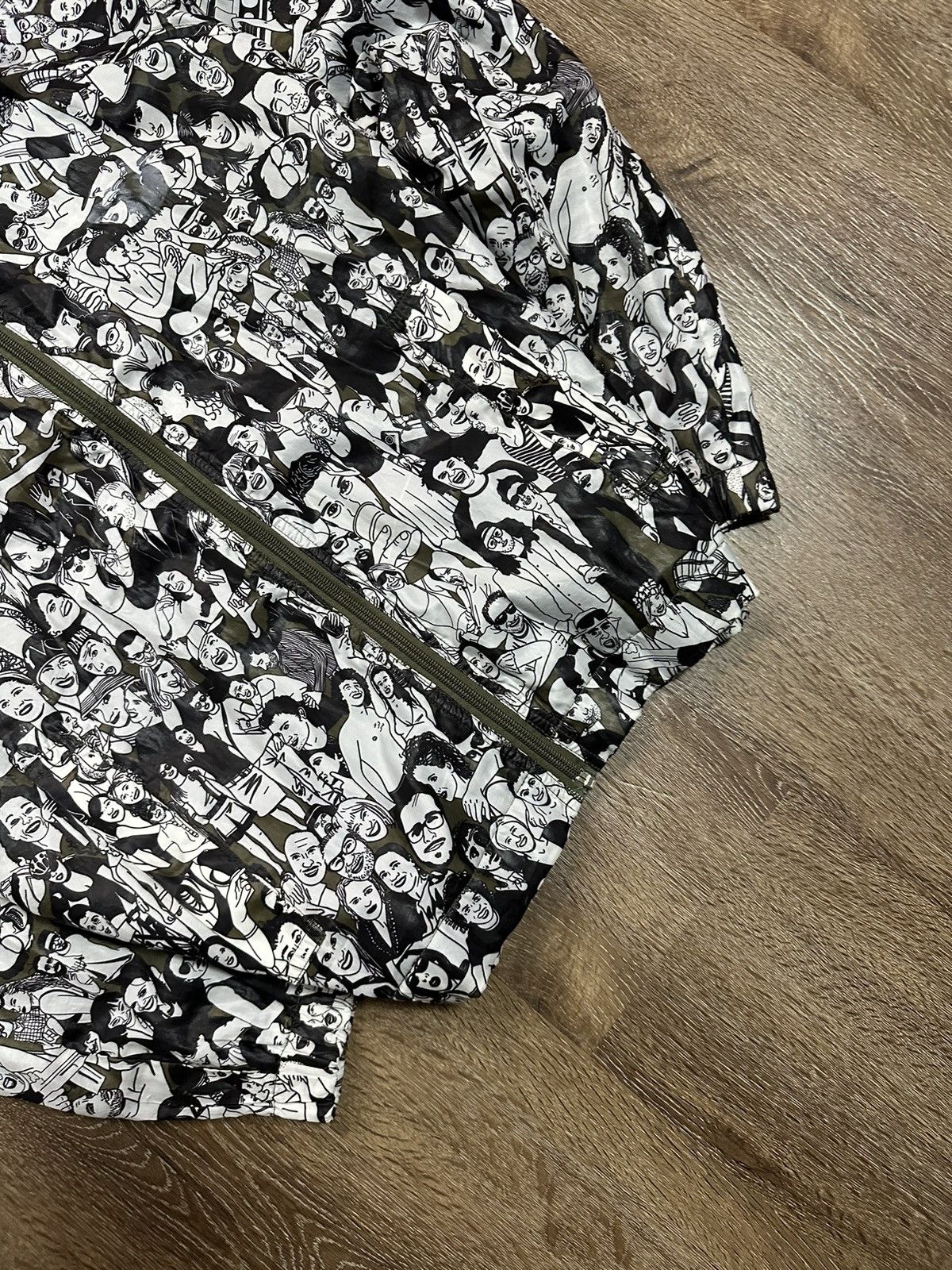 Diesel × Vintage Diesel Vintage Nylon Jacket Drawing With A Lot Of People Size US S / EU 44-46 / 1 - 2 Thumbnail