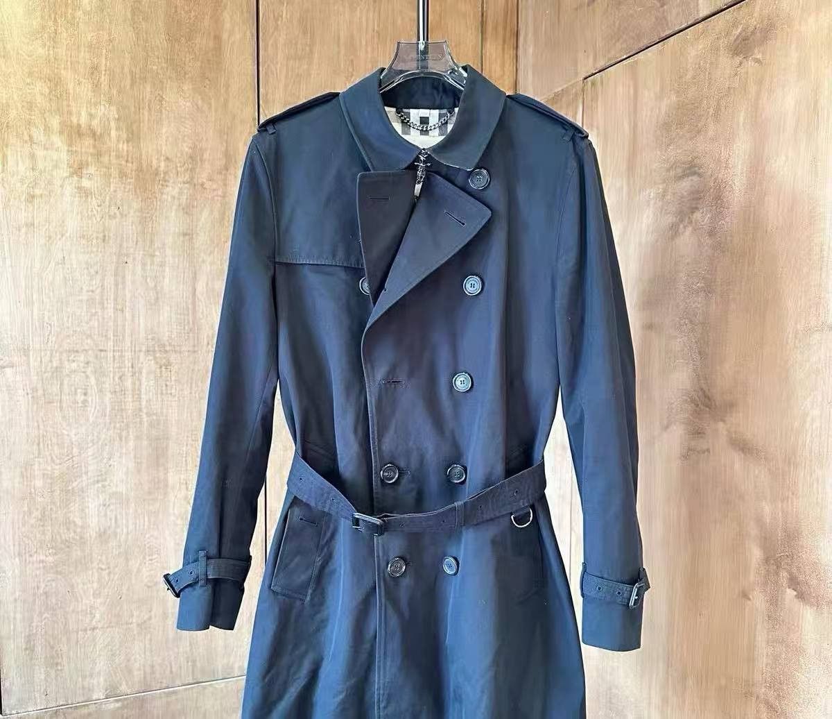 Burberry Burberry Black Heavy Coat m Men Size US L / EU 52-54 / 3 - 1 Thumbnail