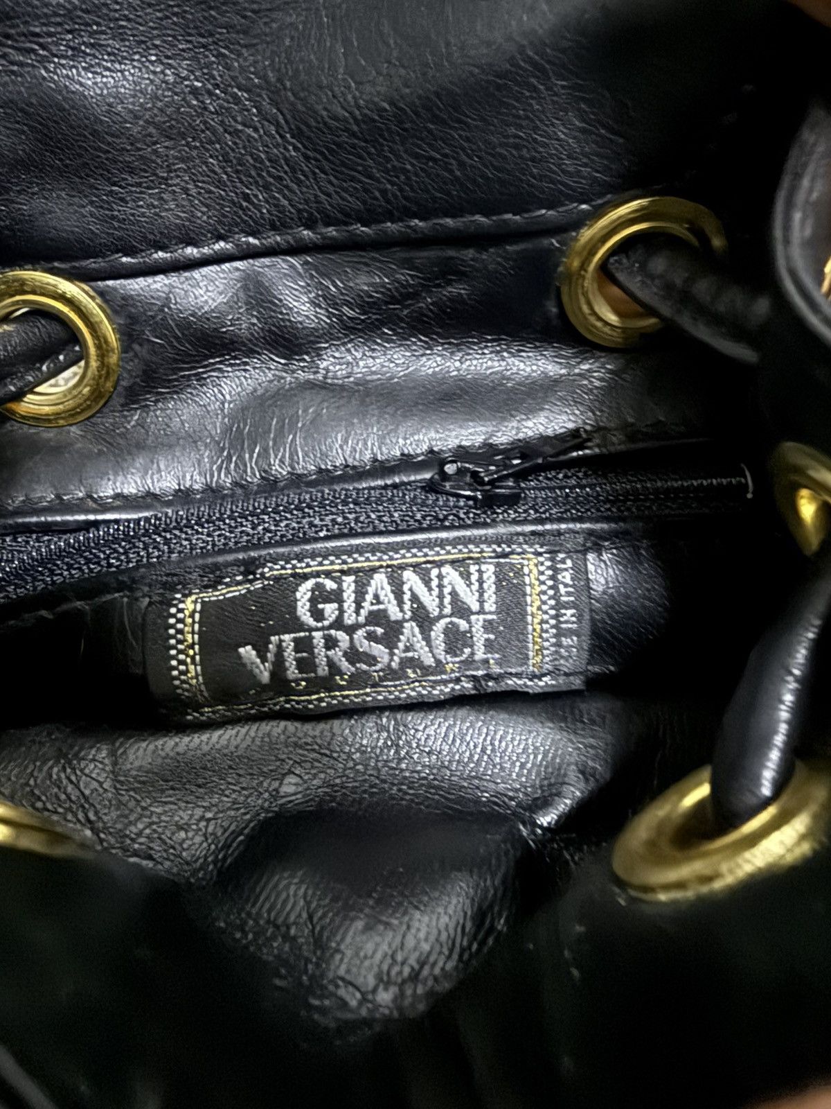 Versace Versace Black Leather Purse Gold Medusa Sling bag Size ONE SIZE - 8 Thumbnail