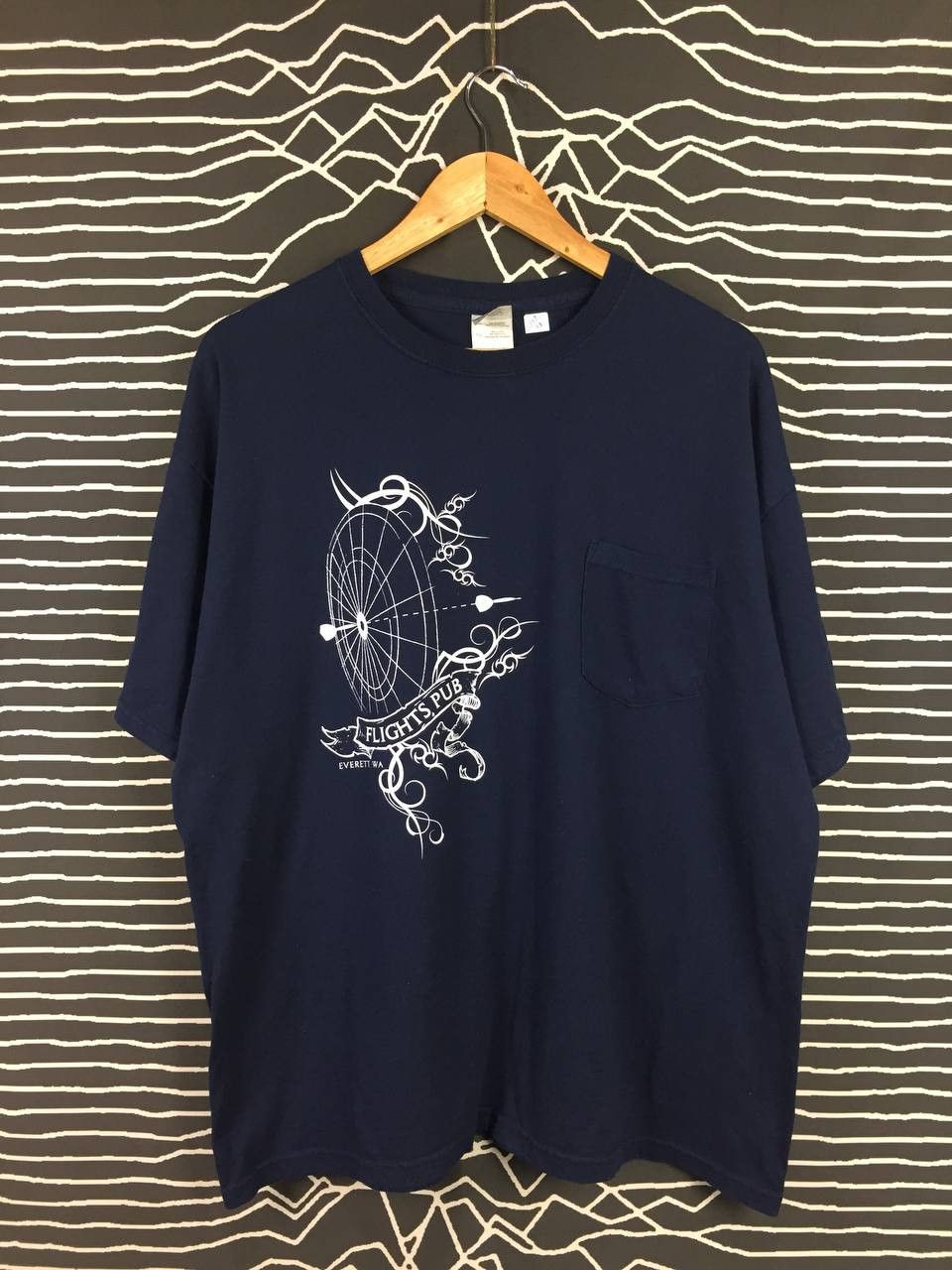 Gildan × Vintage Vtg FLIGHTS Pub Everett Washington Pocket Tee Size US XL / EU 56 / 4 - 2 Thumbnail