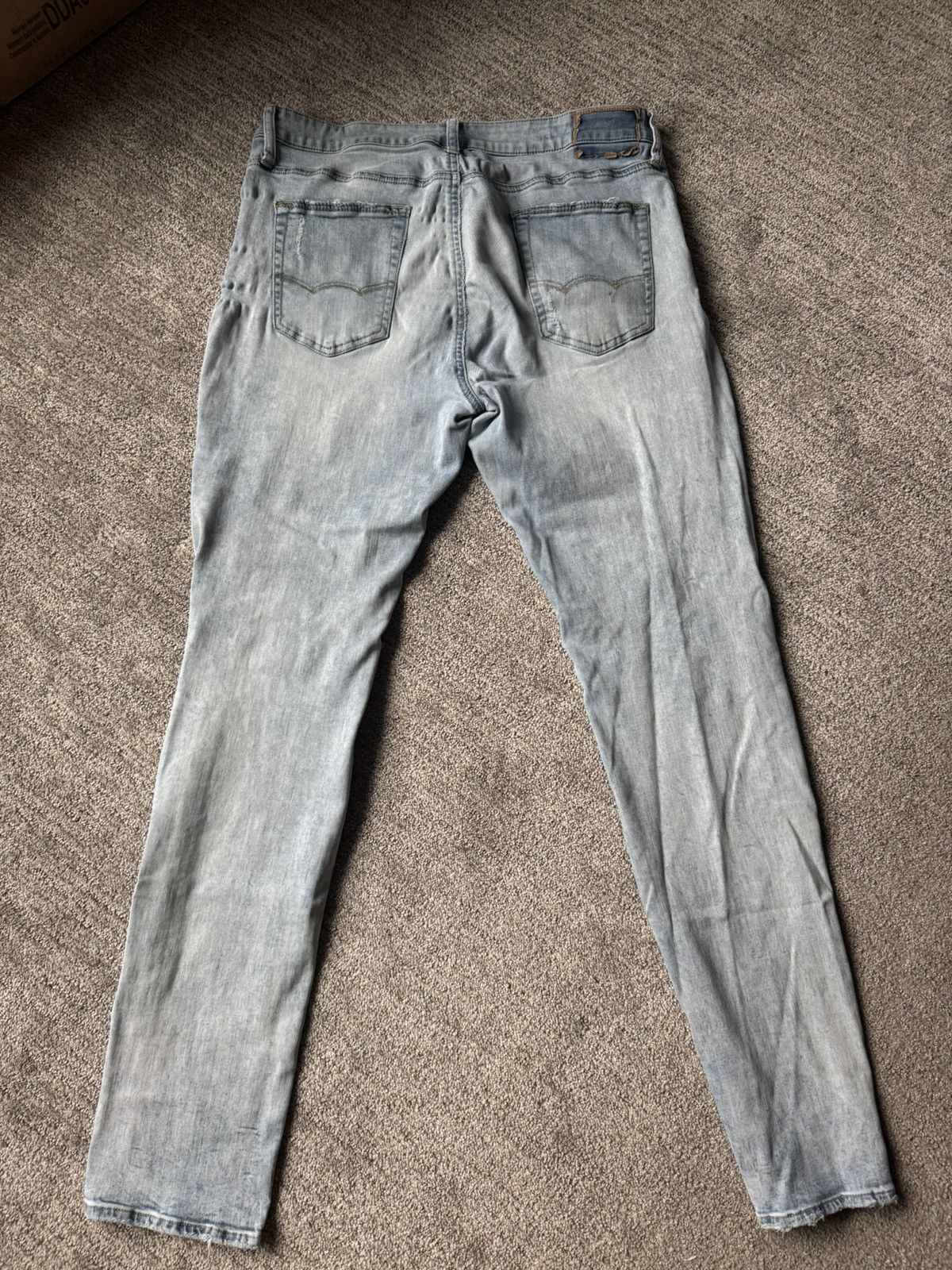 American Eagle Outfitters TALL GUYS!! Distressed Stone Washed Jeans Size US 36 / EU 52 - 3 Thumbnail