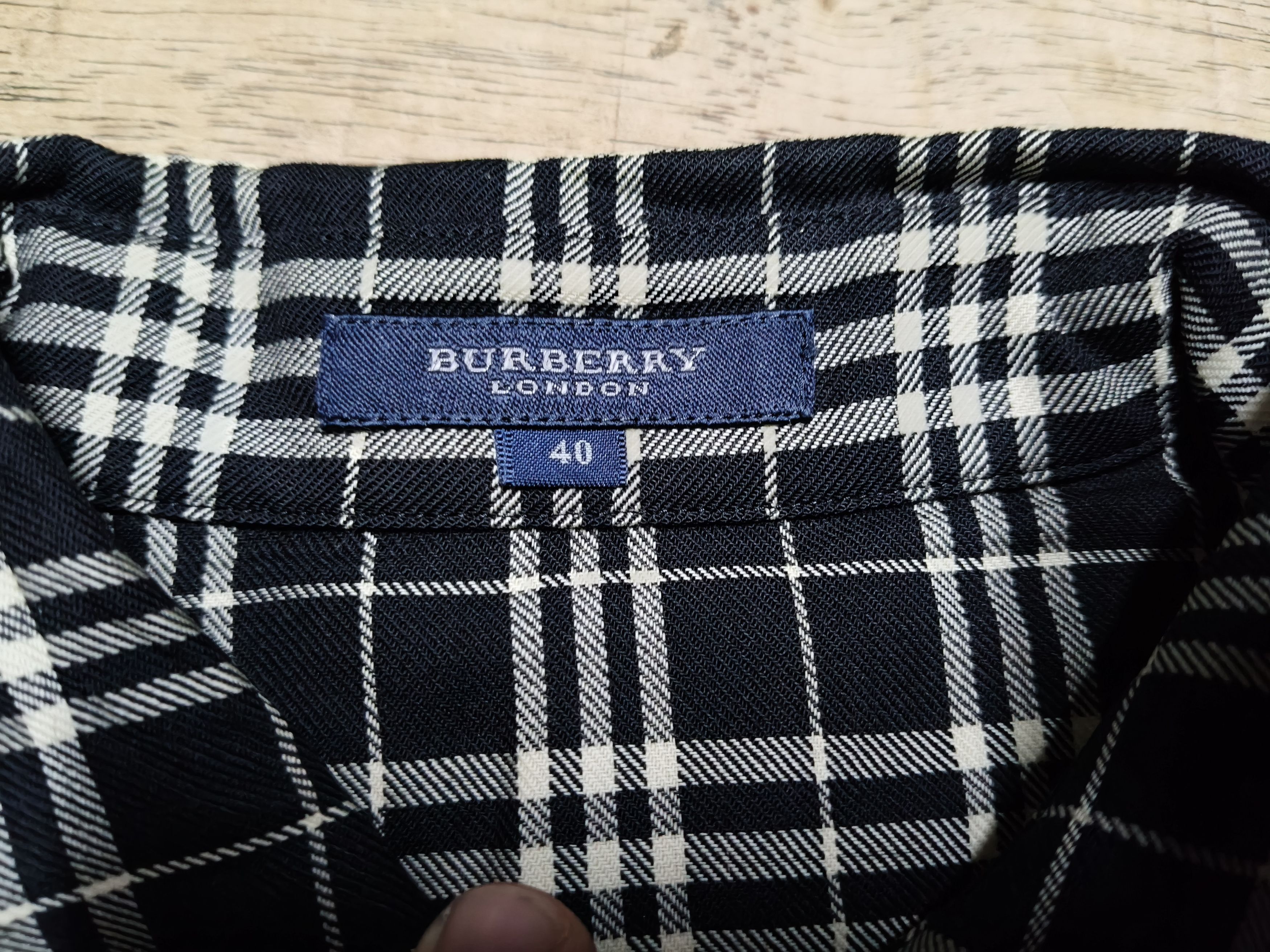 Burberry Burberry Nova Plaid Flannel Wool Size S / US 4 / IT 40 - 9 Thumbnail