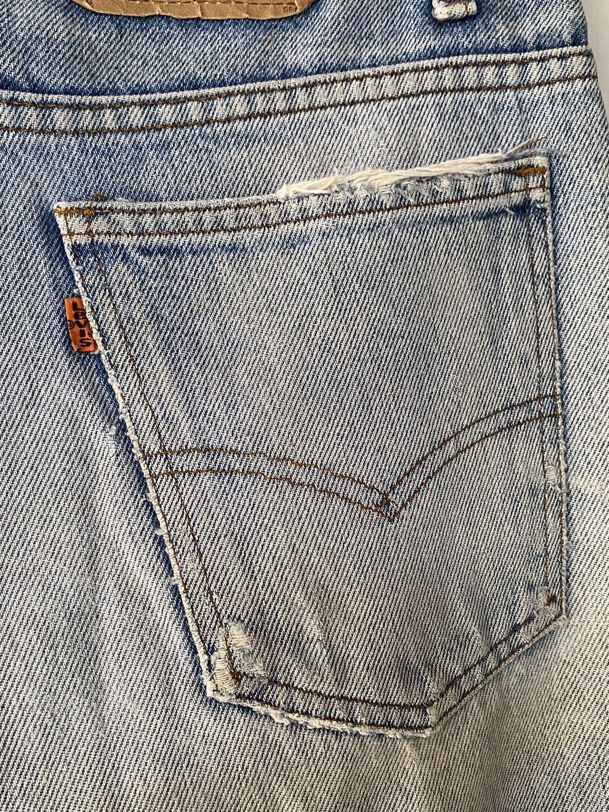Levi's DISTRESSED 1980s Levi’s 517 Bootcut Washed Blue Jeans Size US 33 - 9 Thumbnail