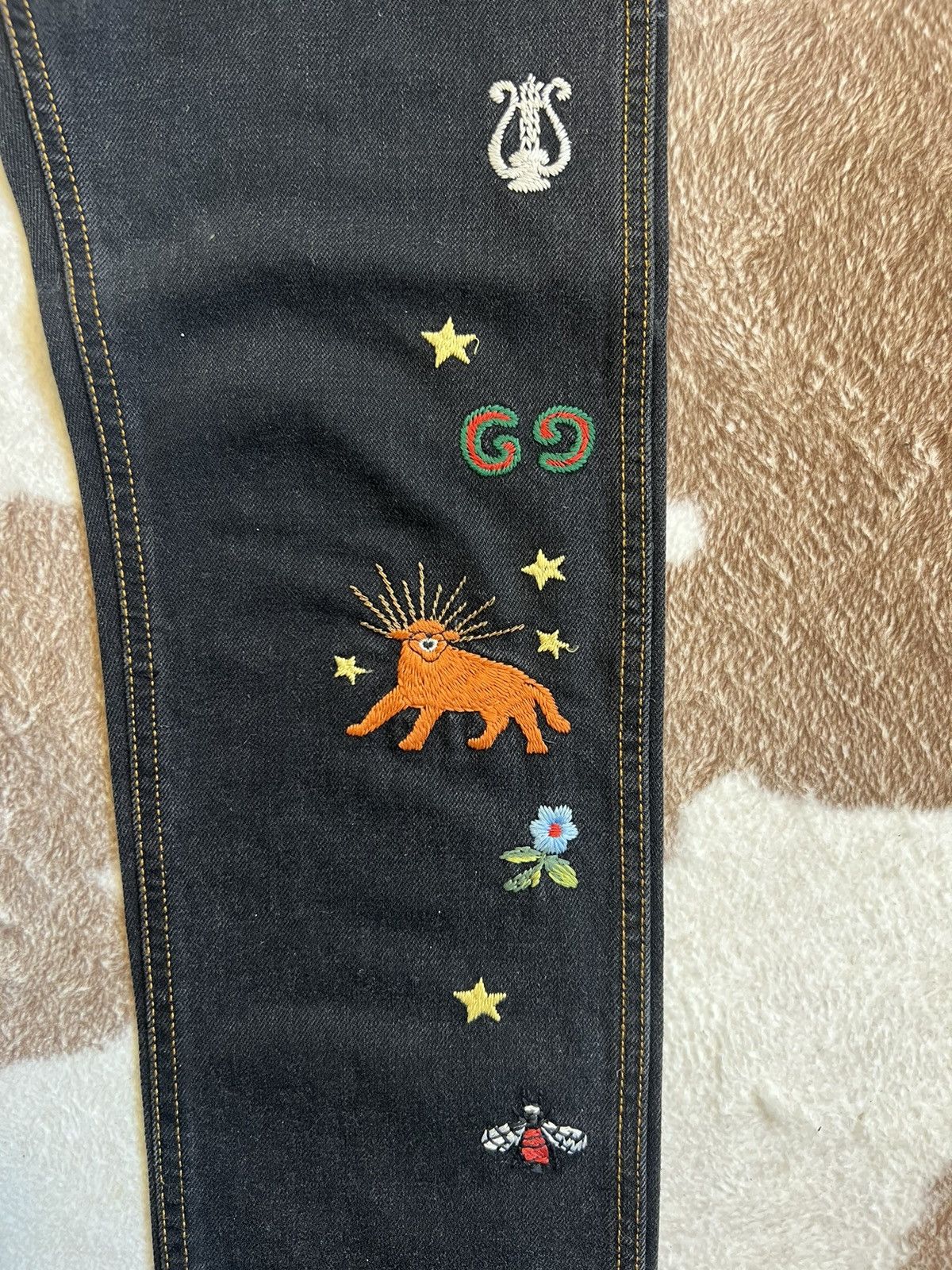 Gucci black embroidered gucci jeans Size US 29 - 4 Thumbnail