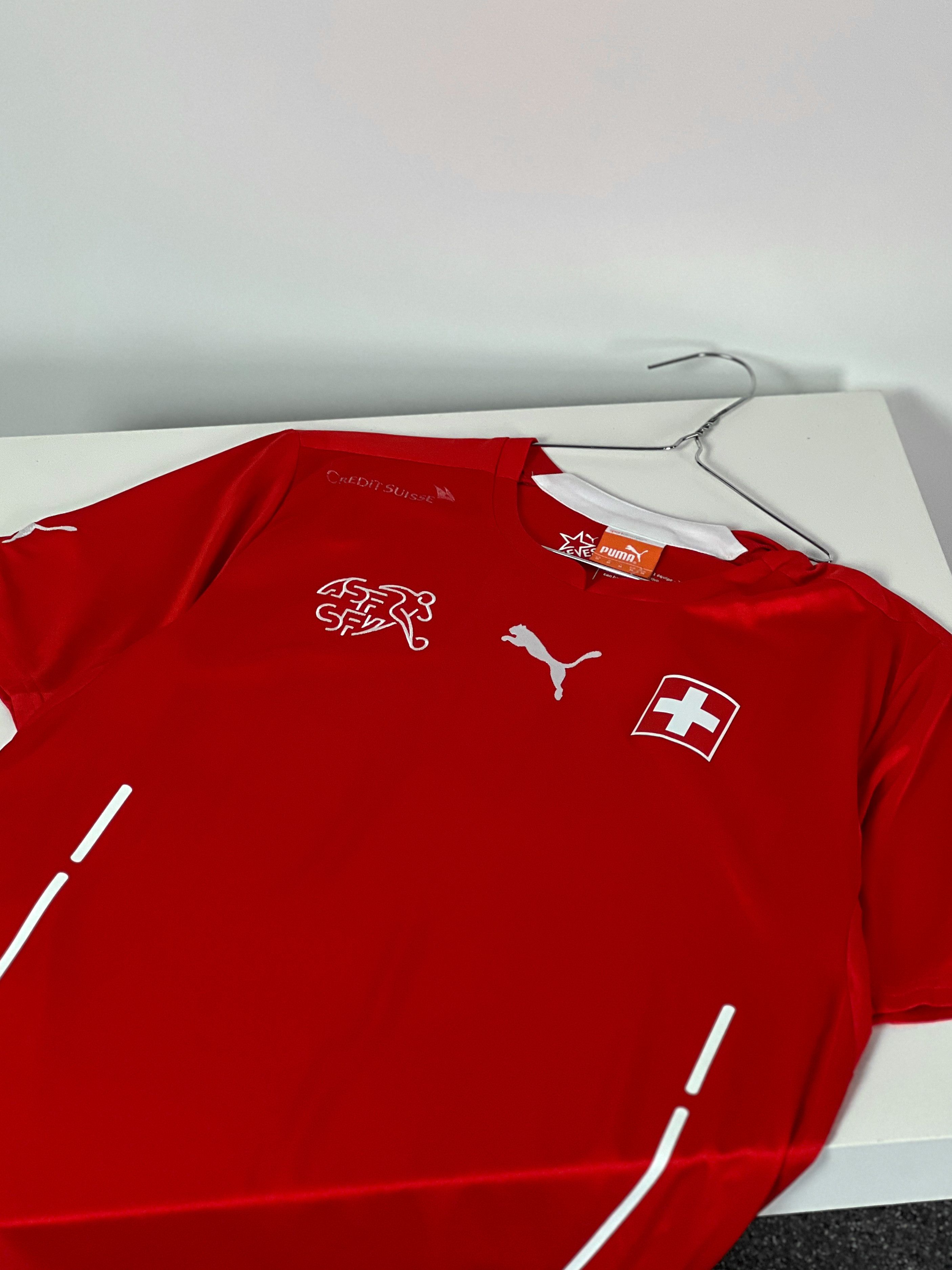 Puma Puma x Switzerland national Custom Name ( 2014-2015) Size US M / EU 48-50 / 2 - 2 Thumbnail