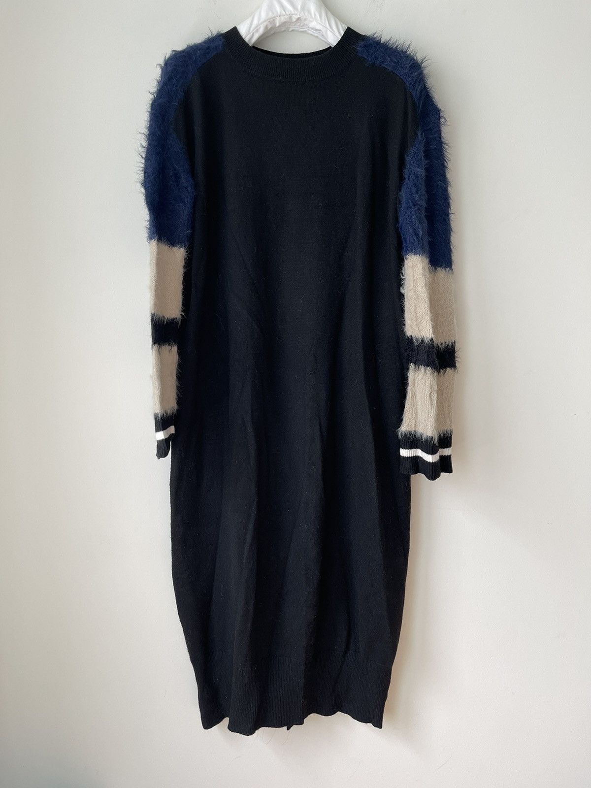 image of Rosebud Knit Midi Dress Freesize in Black, Women's