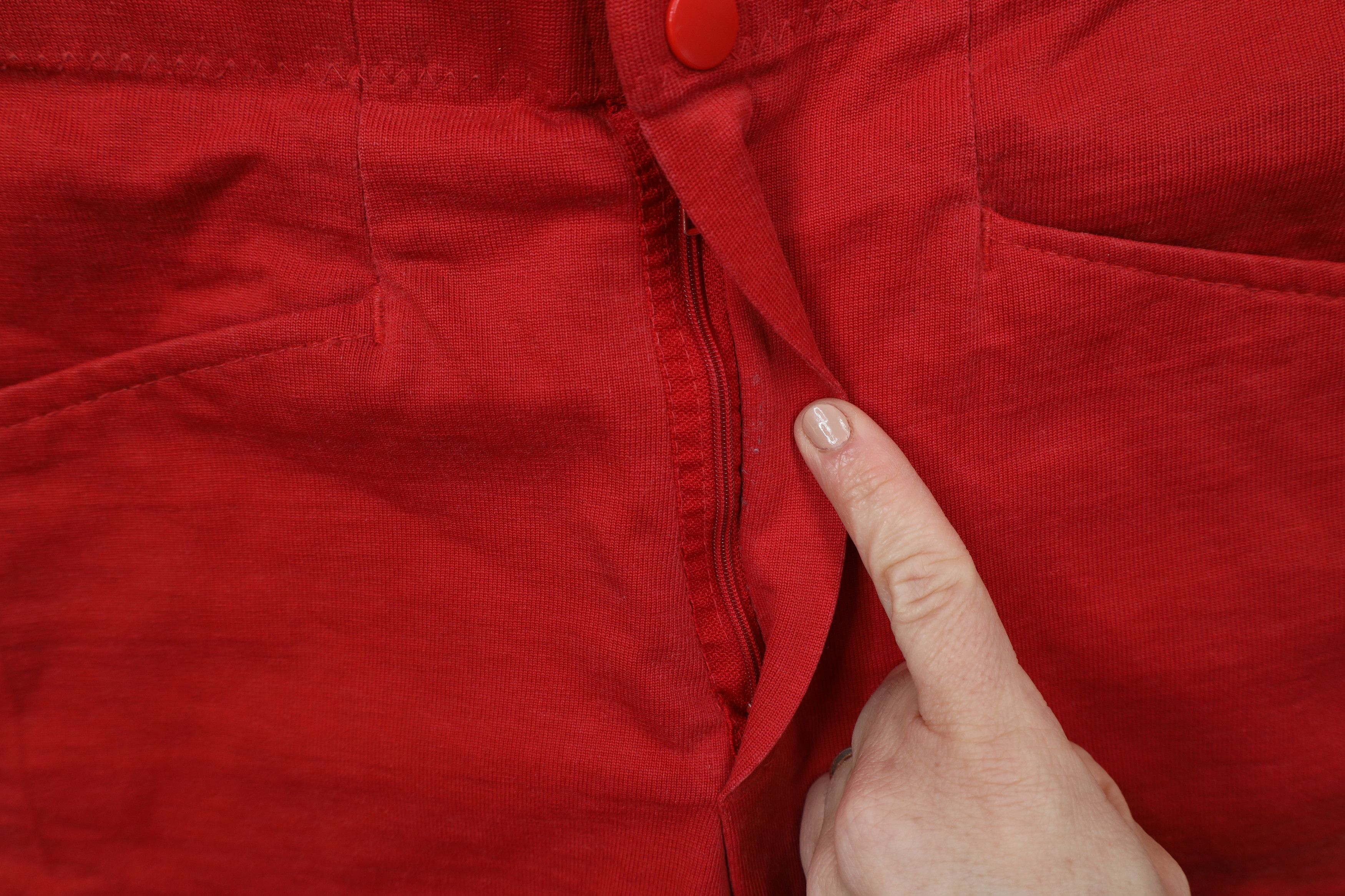 Vintage Vintage 70s Streetwear Knee Coach Coaches Shorts Red USA Size US 30 / EU 46 - 7 Thumbnail