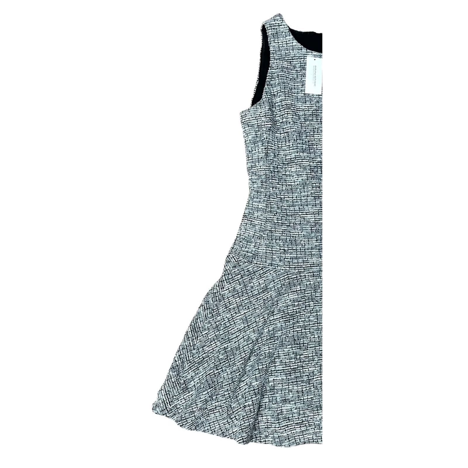Banana Republic VINTAGE? Banana Republic Women’s Gray & White Knitted Dress Sleeveless NWT Sz 0 Size XS / US 0-2 / IT 36-38 - 3 Thumbnail