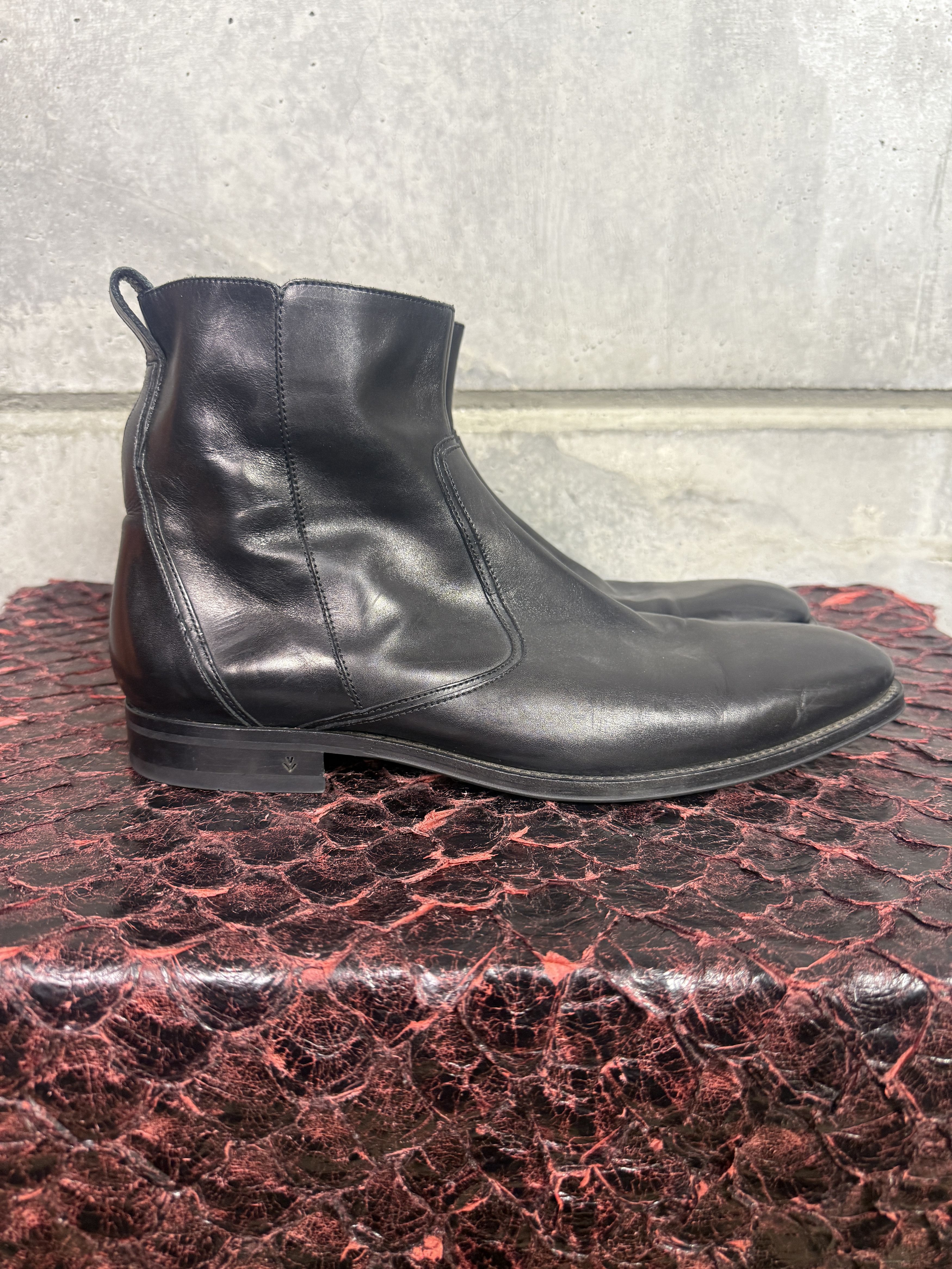 John Varvatos Side Zip Leather Boots