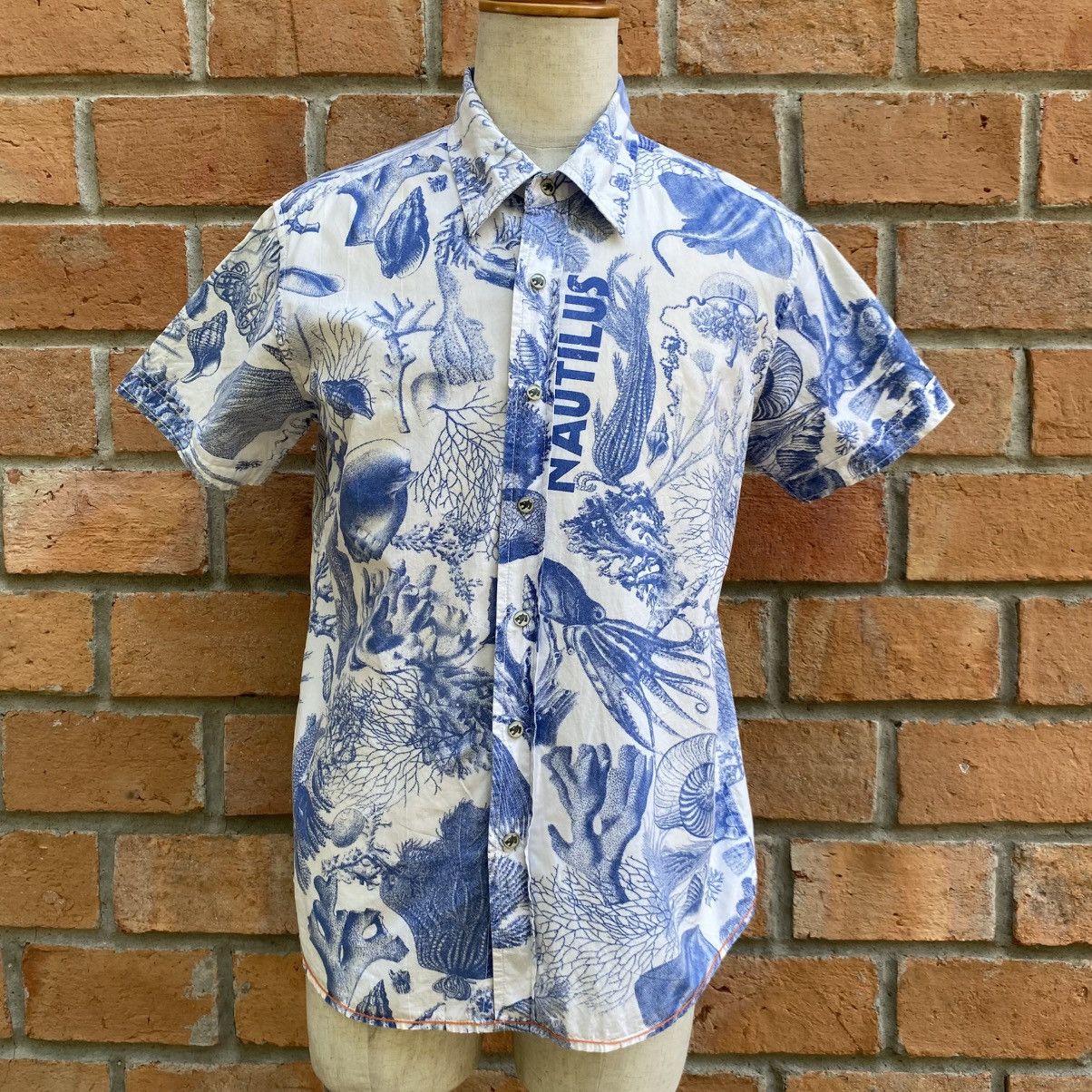 Japanese Brand KENVELO White Short Sleeve Shirt Blue Graphic Size US M / EU 48-50 / 2 - 1 Thumbnail