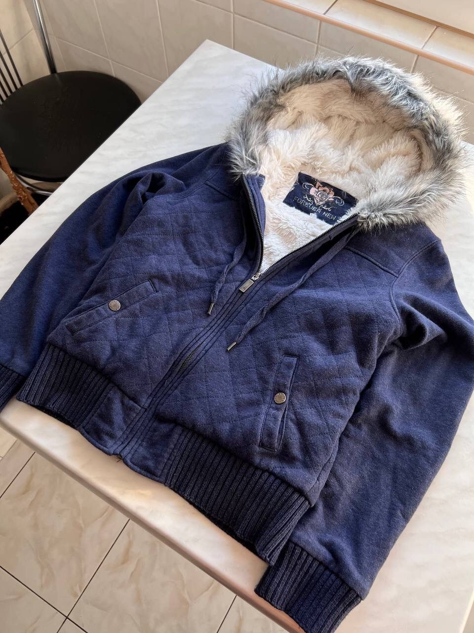 Japanese Brand Vintage 2000s Y2K Faux Fur Zip Hoodie Japanese style Size US S / EU 44-46 / 1 - 3 Thumbnail