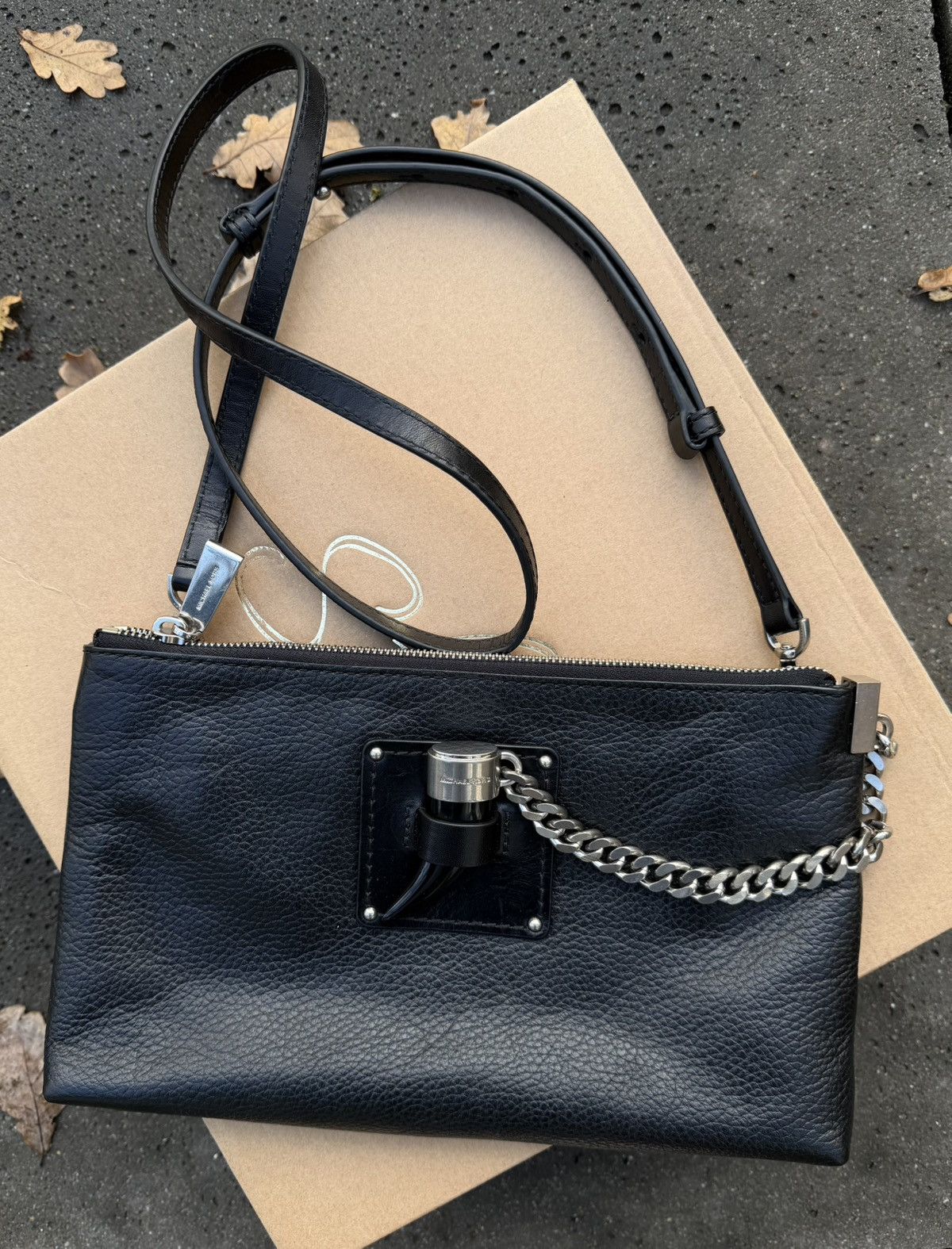 Michael Kors Michael Kors Leather Crossbody Bag Size ONE SIZE - 4 Thumbnail