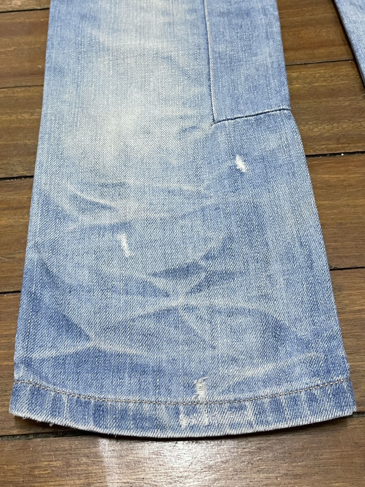 Le Grande Bleu (L.G.B.) Rare Design Vintage Brand Sicko Distressed Jeans 1990s Size US 29 - 7 Thumbnail