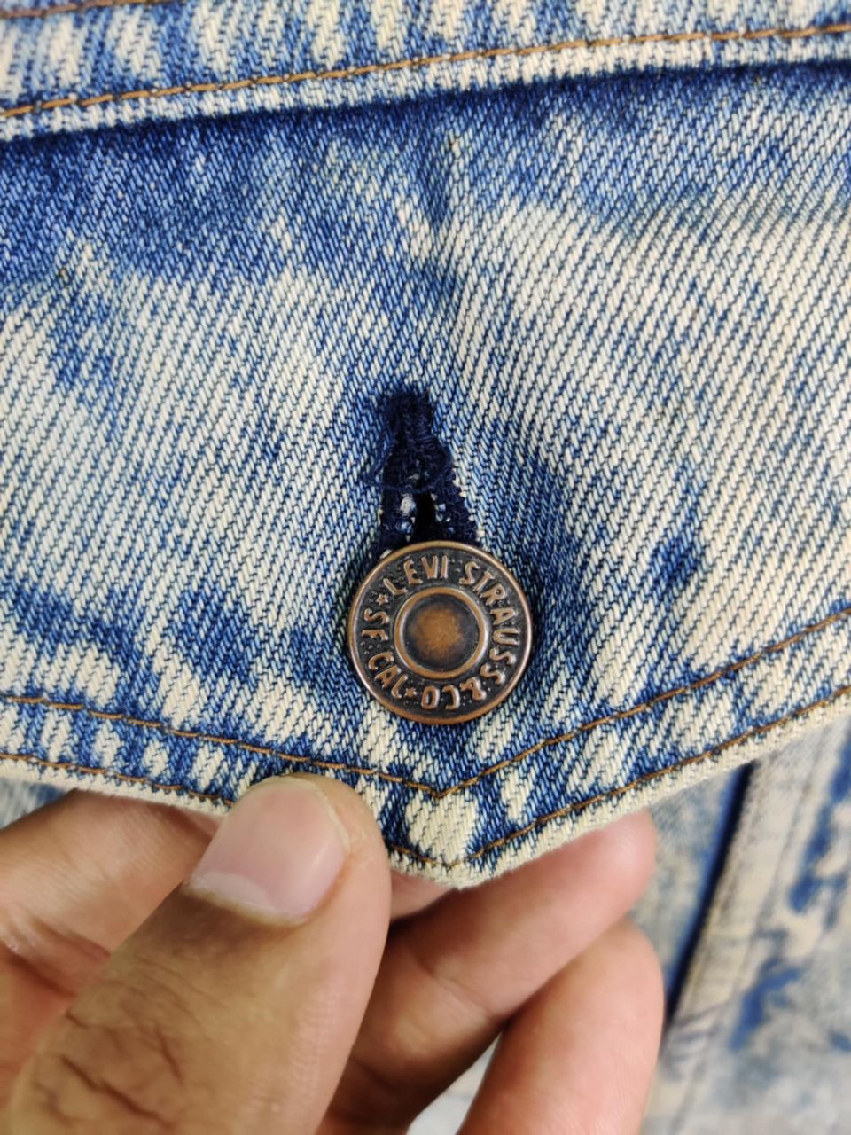 Levi's Vintage 90s Levi's 70505 - 0217 Denim Trucker Jacket Size US M / EU 48-50 / 2 - 9 Thumbnail