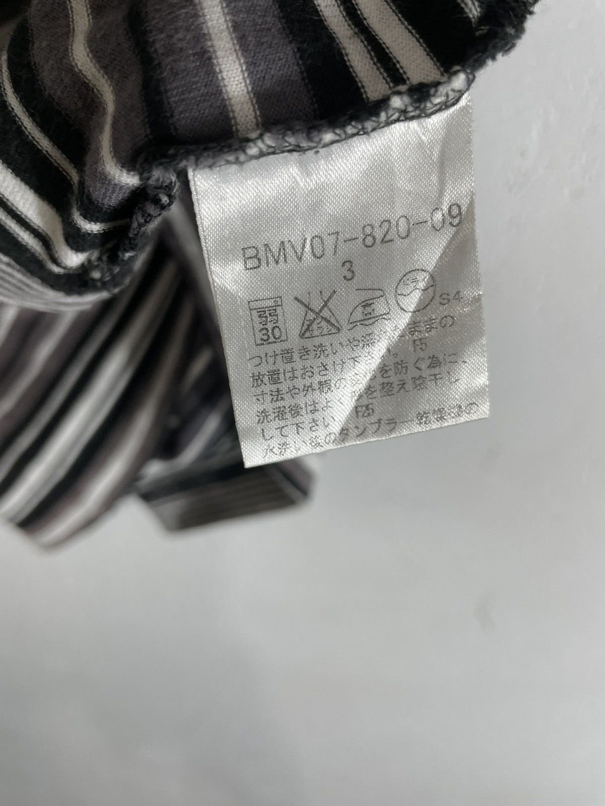 Burberry Burberry Black Label striped Tshirt Size US M / EU 48-50 / 2 - 5 Thumbnail