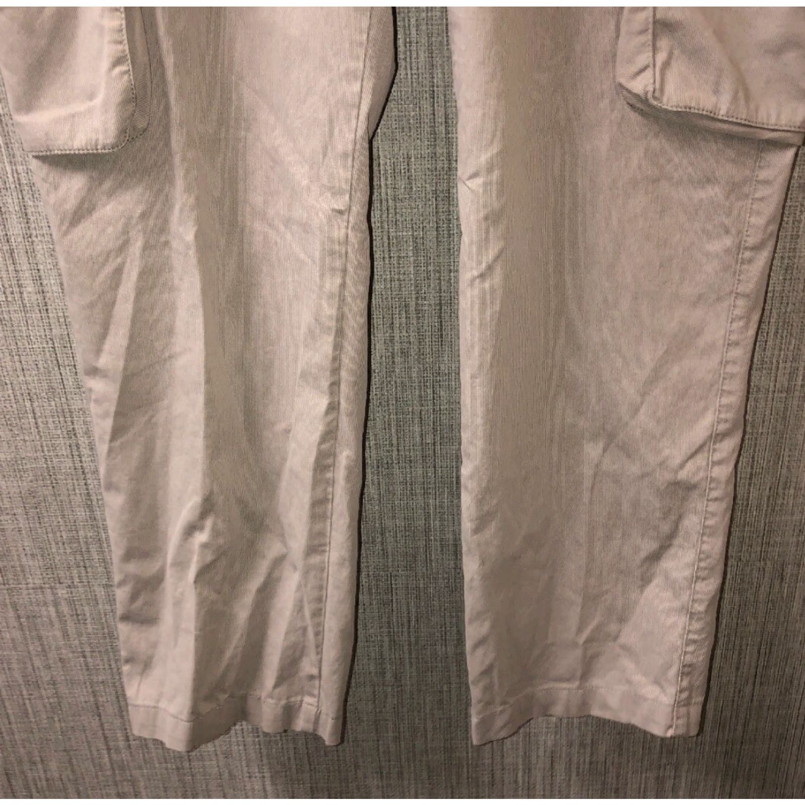 Garmin VINTAGE Armini Collection Mens Casual Pants Size 38 X 29 Pinstripe Beige Men's Clothing Size US 38 / EU 54 - 3 Thumbnail