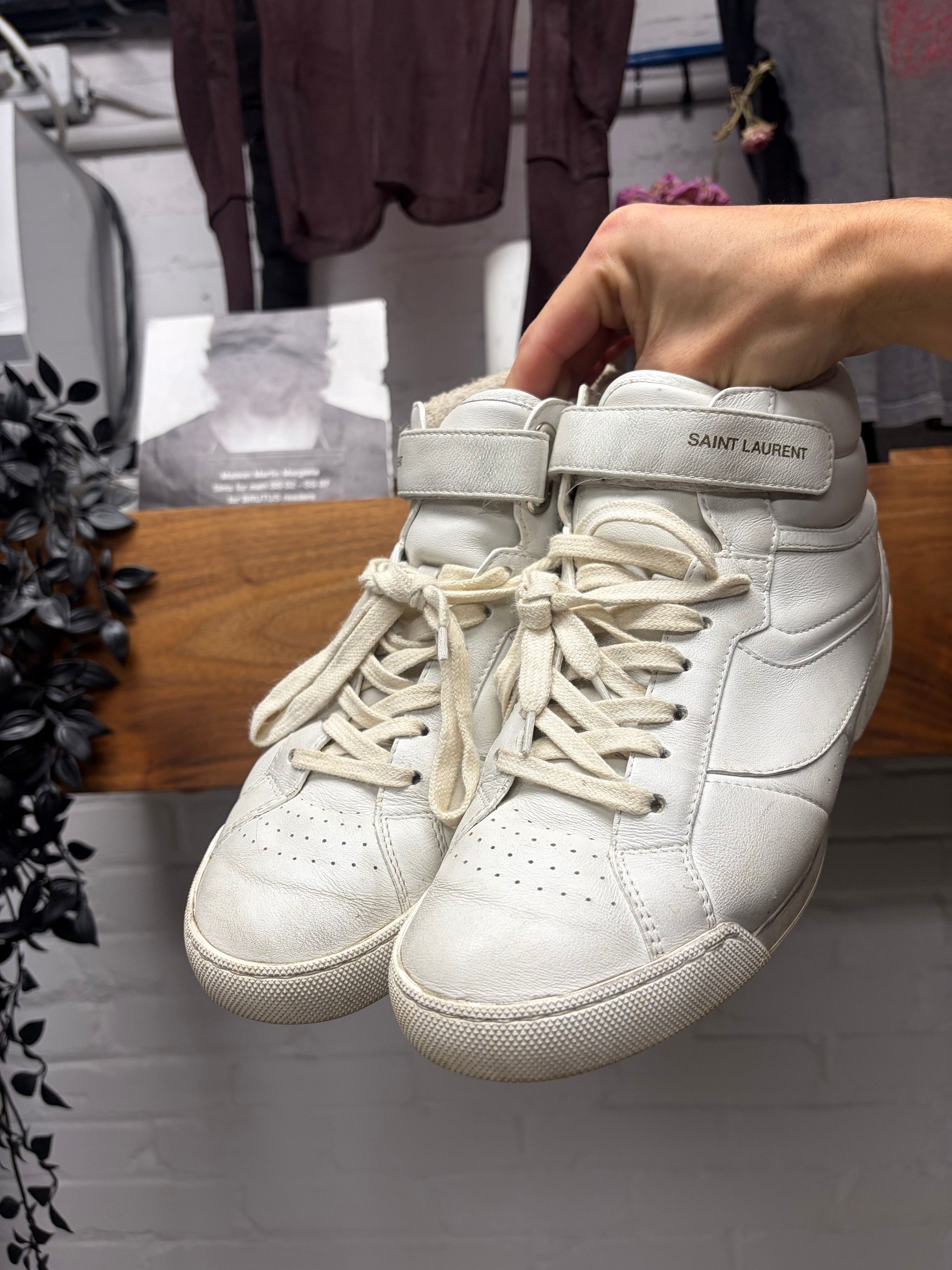 Saint Laurent Paris ‘Lenny’ Optic White Leather Mid-Top Sneakers Size US 7 / EU 40 - 3 Thumbnail