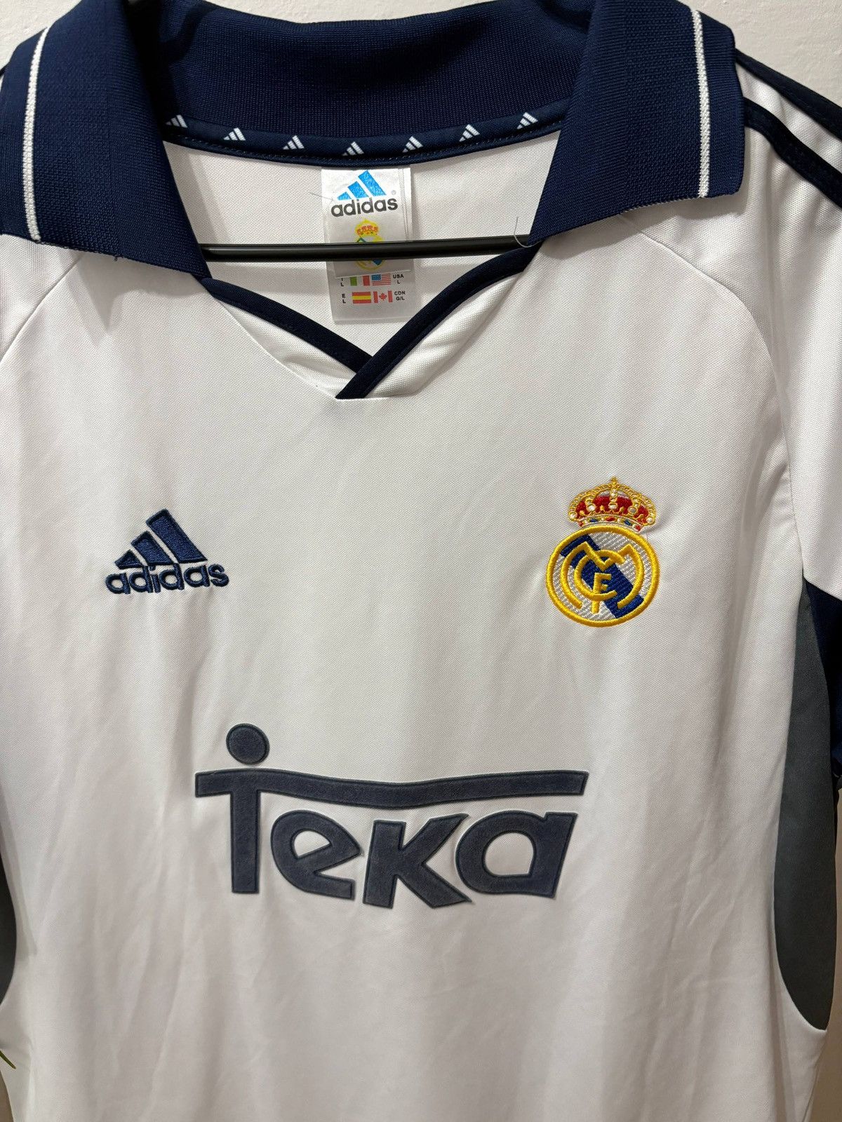 Adidas Adidas Real Madrid mens Size US L / EU 52-54 / 3 - 2 Thumbnail
