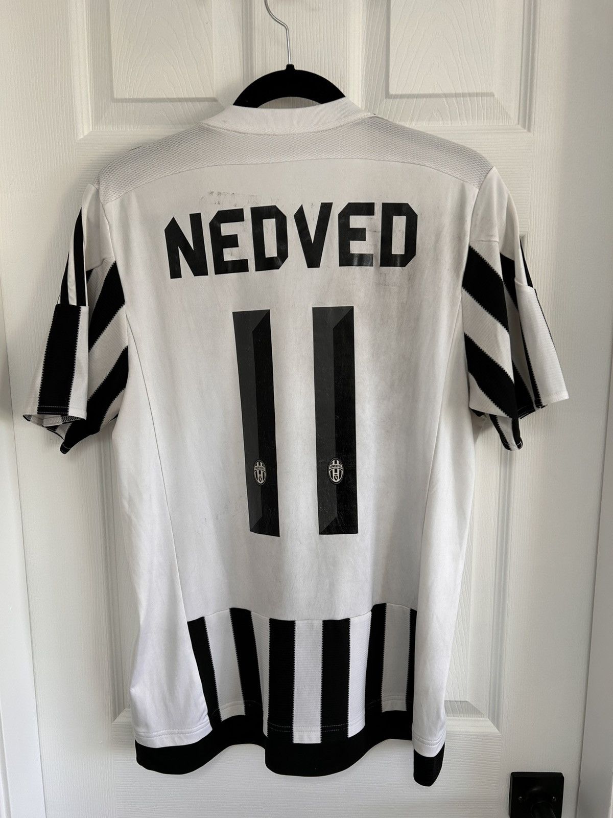 Adidas Juventus 2015/16 Nedved #11 Home Adidas Soccer Jersey kit Size US M / EU 48-50 / 2 - 1 Thumbnail