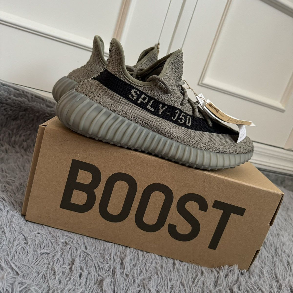 Yeezy Boost 350 V2 Granite