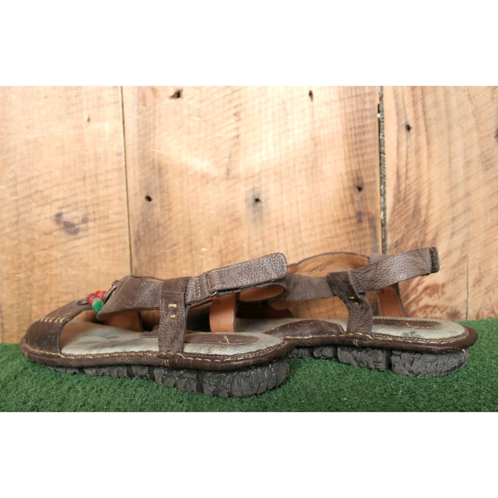 Born VINTAGE BORN Aegean Brown Beaded T-Strap Leather Slingback Sandals Women's Sz. 10 Size US 10 / IT 40 - 3 Thumbnail