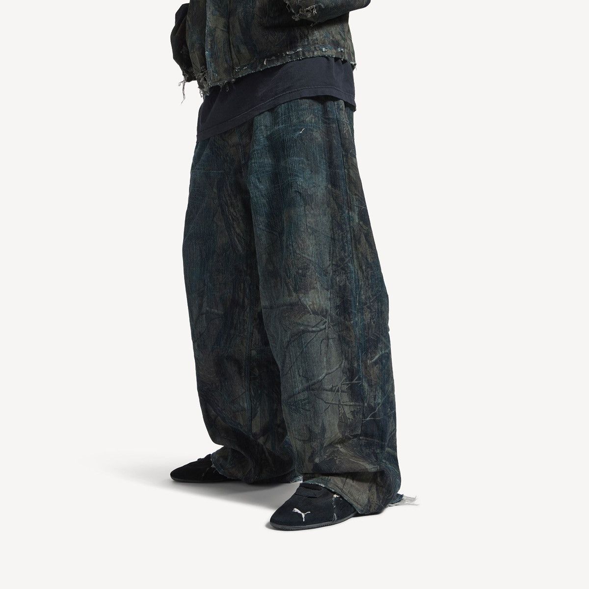 Balenciaga Balenciaga Baggy Finish Feuillage camo brown Denim Jeans Size US 30 / EU 46 - 24 Thumbnail