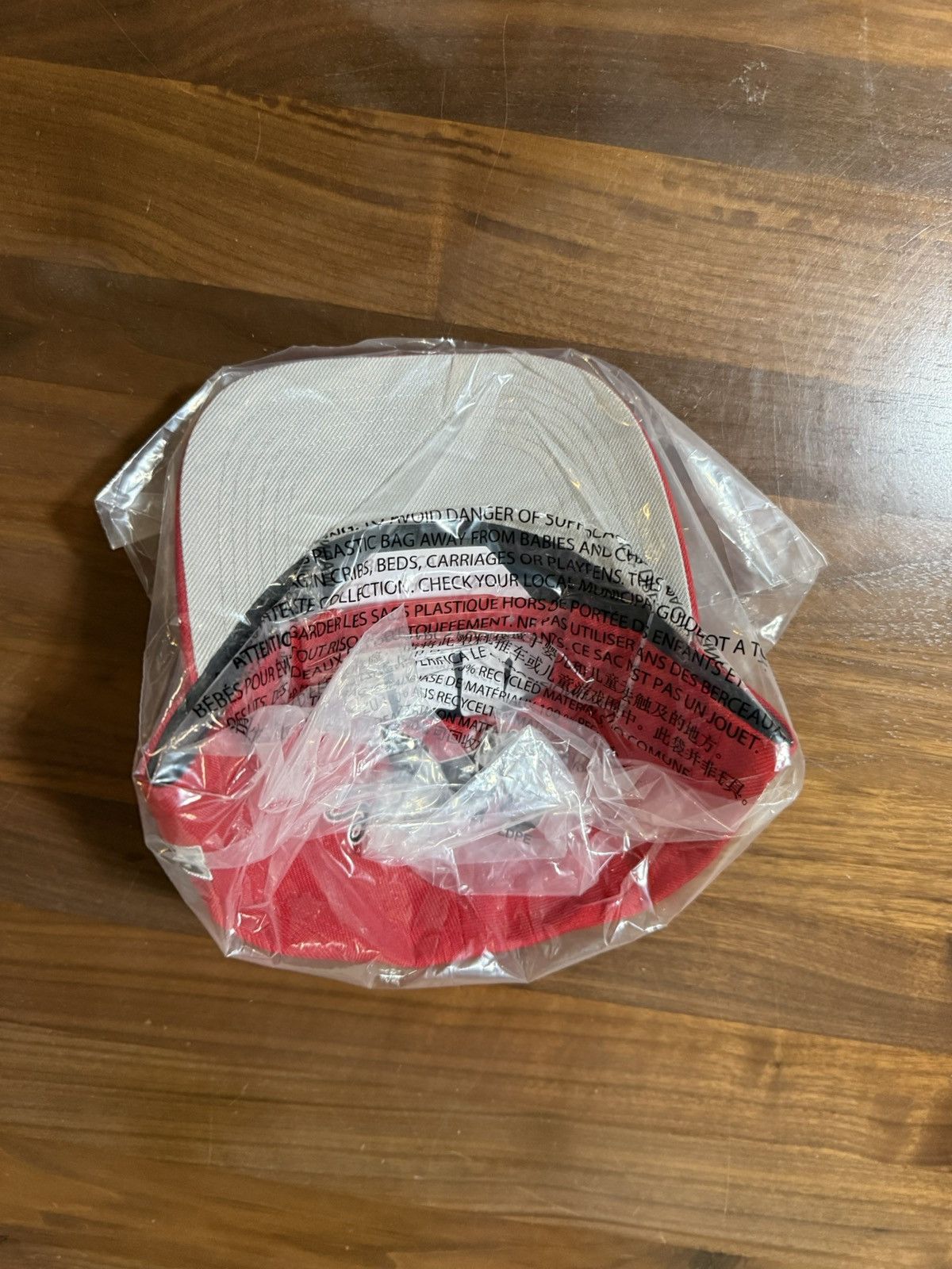 Supreme Supreme World Famous S Logo 6-Panel Hat Red SnapBack SS26 Size ONE SIZE - 6 Thumbnail
