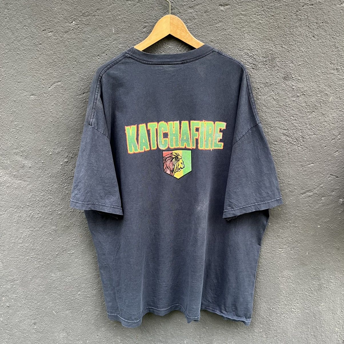 Band Tees Thrashed Faded Vintage Katchafire rahjah Band Tee Size US XXL / EU 58 / 5 - 1 Thumbnail