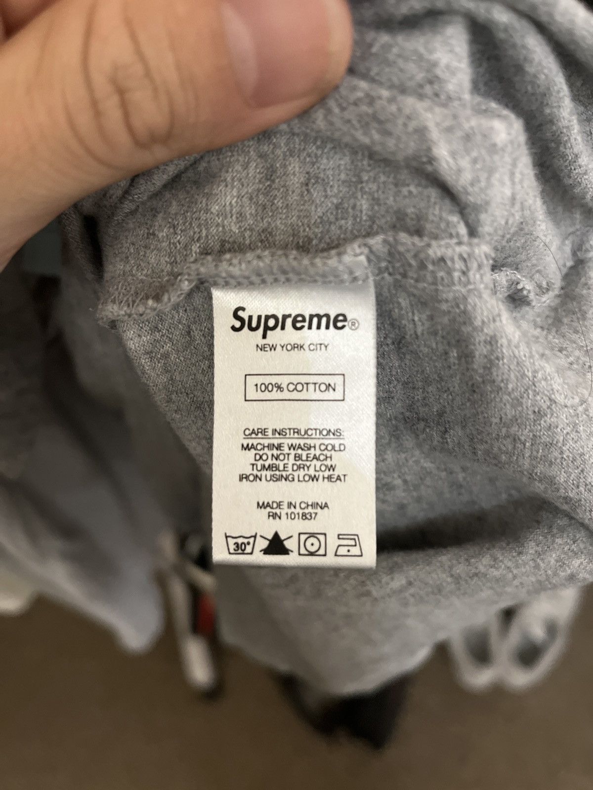 Supreme Supreme Small Box Tee Size US XL / EU 56 / 4 - 6 Thumbnail