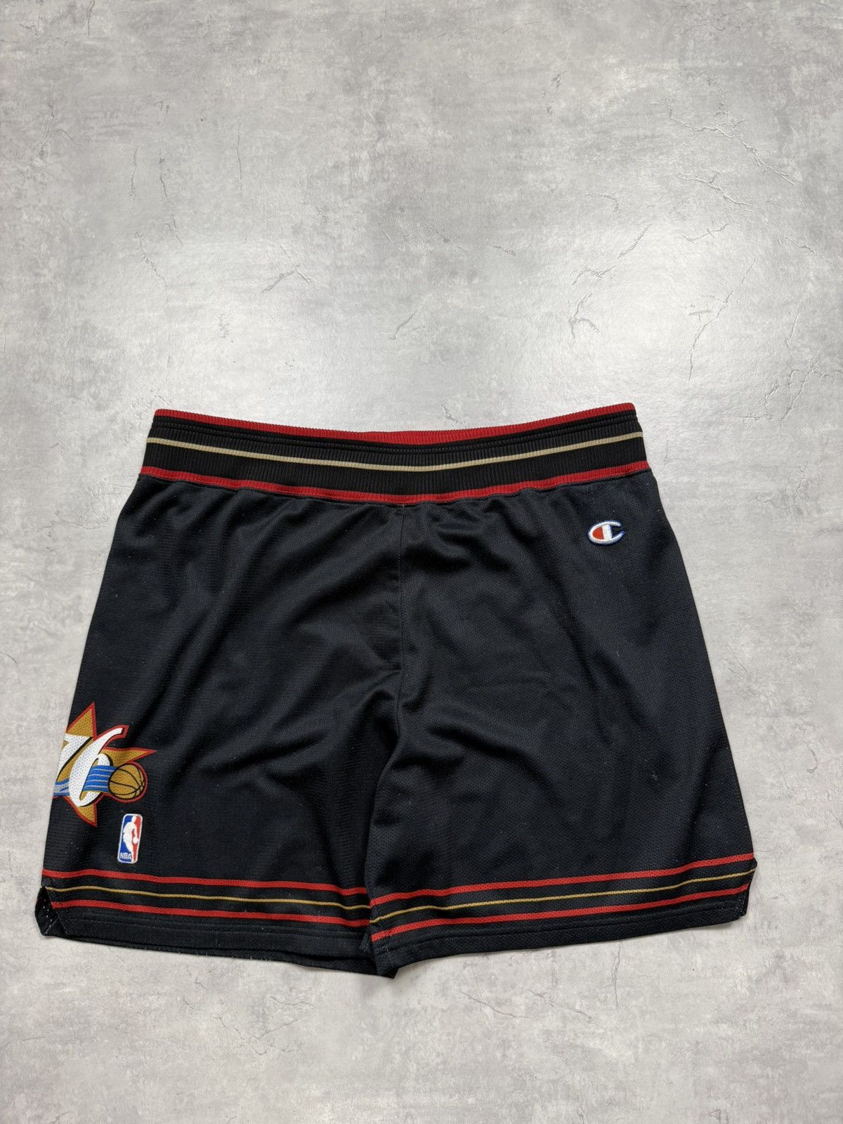 Champion Vintage Champion Philadelphia 90s Shorts Size US 36 / EU 52 - 1 Thumbnail