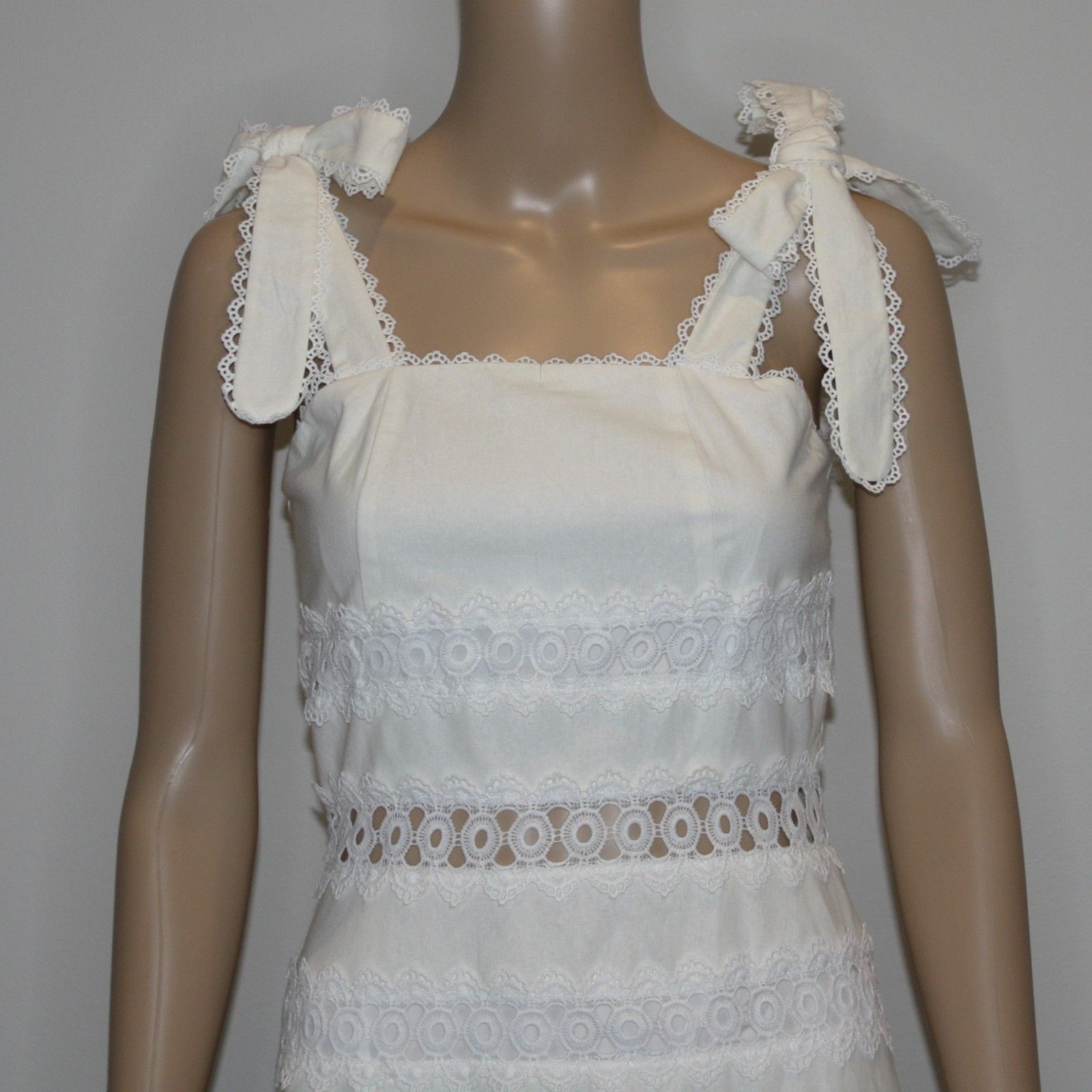 Other Goodnight Macaroon 'Dolly' Crochet Tied Straps Dress NWT Size S / US 4 / IT 40 - 3 Thumbnail