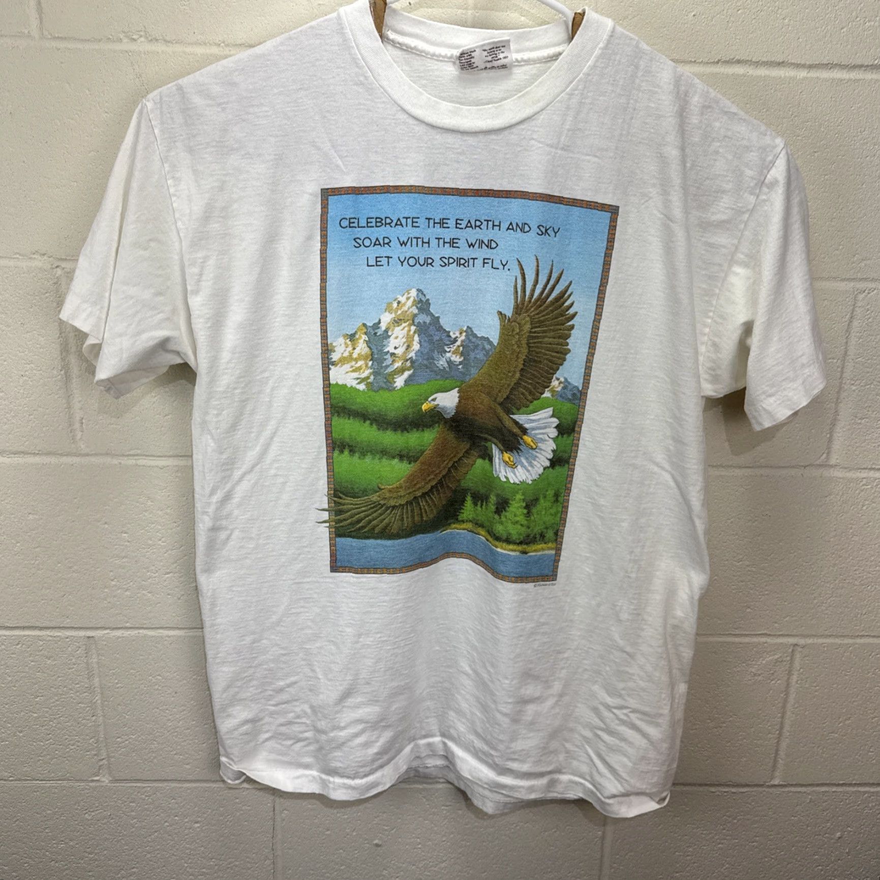 Vintage VINTAGE Maggie’s Organic Cotton Eagle Nature Earth T-Shirt XL White Graphic Print 90s Unisex Size US XL / EU 56 / 4 - 2 Thumbnail