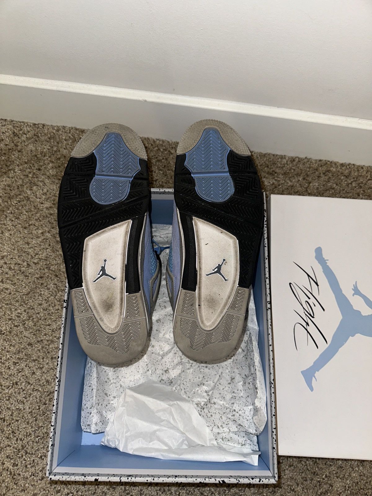 Jordan Brand UNC Jordan 4 Size US 9.5 / EU 42-43 - 4 Thumbnail