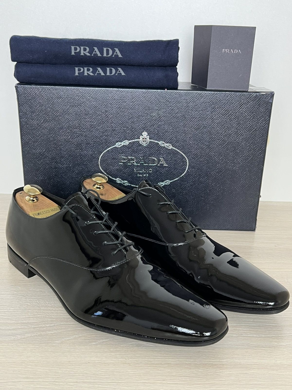 Prada Prada Black Spazzolato Leather Oxfords Size US 10.5 / EU 43-44 - 1 Thumbnail