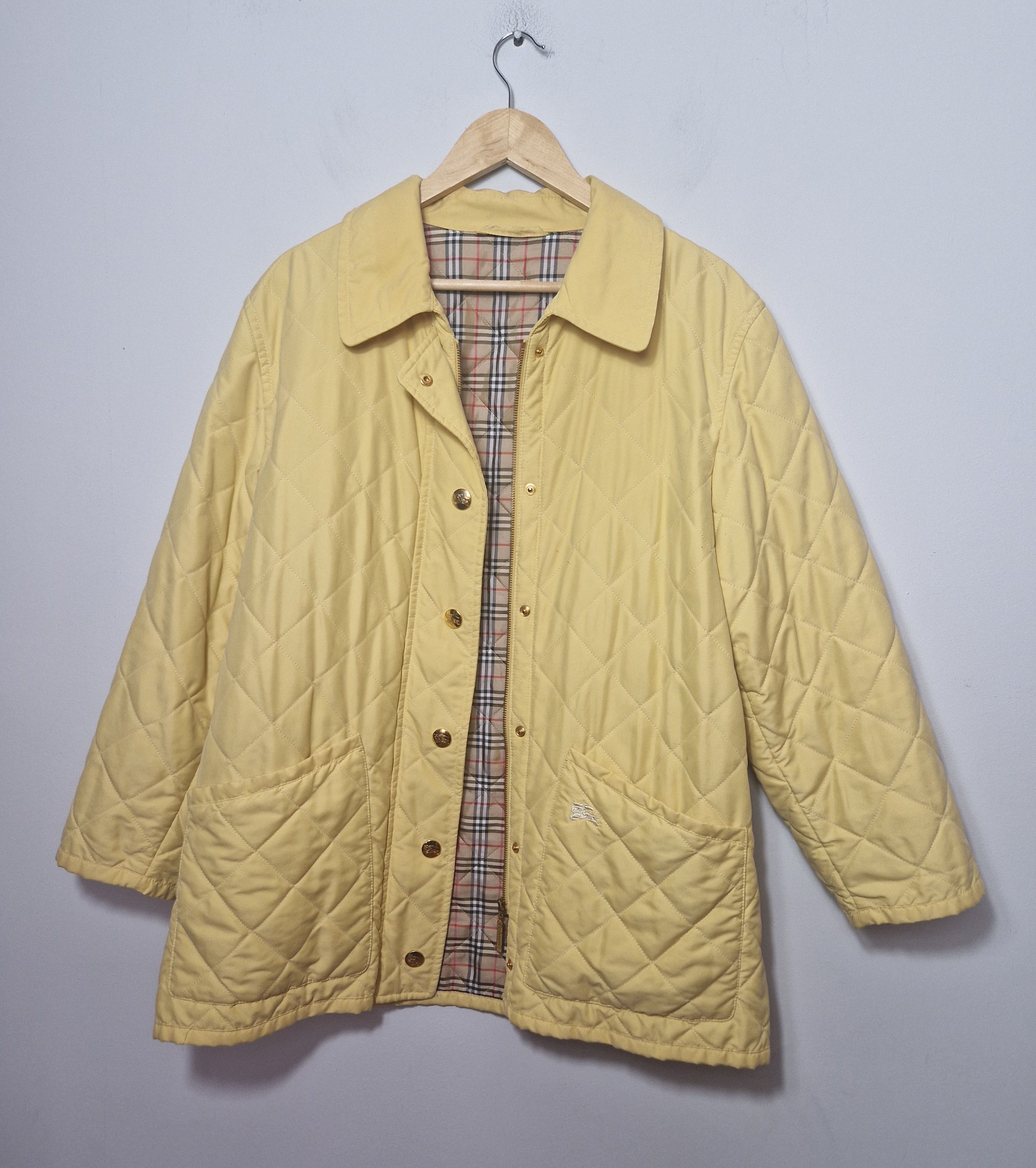 Burberry Burberry vintage yellow barn jacket Size XL / US 12-14 / IT 48-50 - 1 Thumbnail