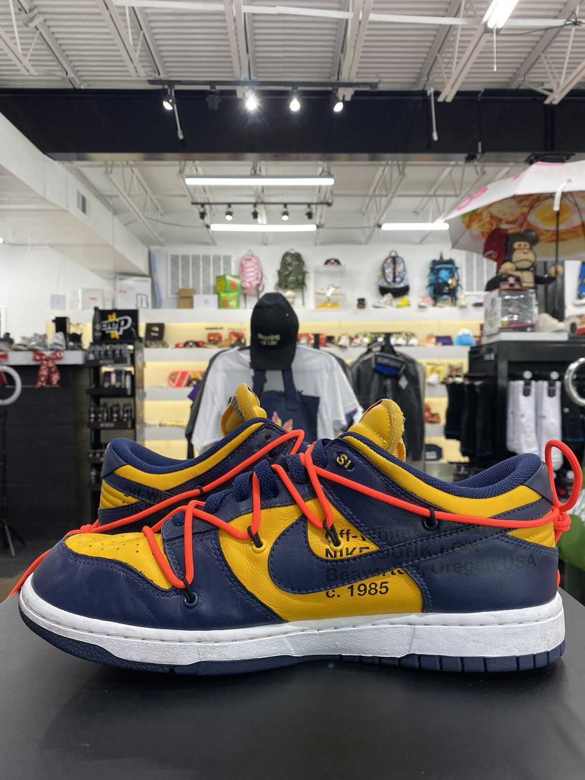Nike × Off-White Nike Dunk Off White Michigan Sz. 11 Size US 11 / EU 44 - 5 Thumbnail