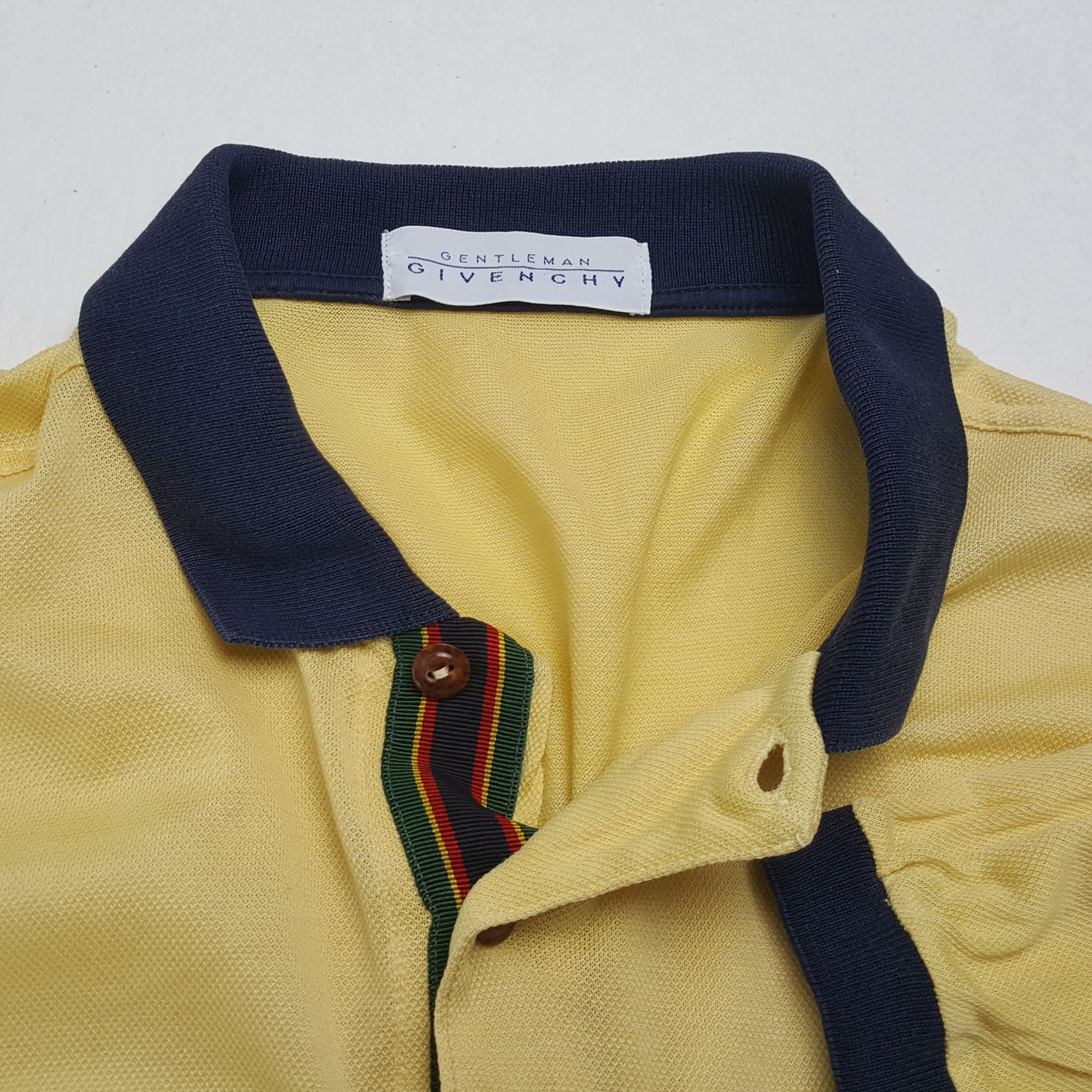 Givenchy × Vintage GENTLEMEN GIVENCHY Casual Collar Polos Size US XL / EU 56 / 4 - 7 Thumbnail