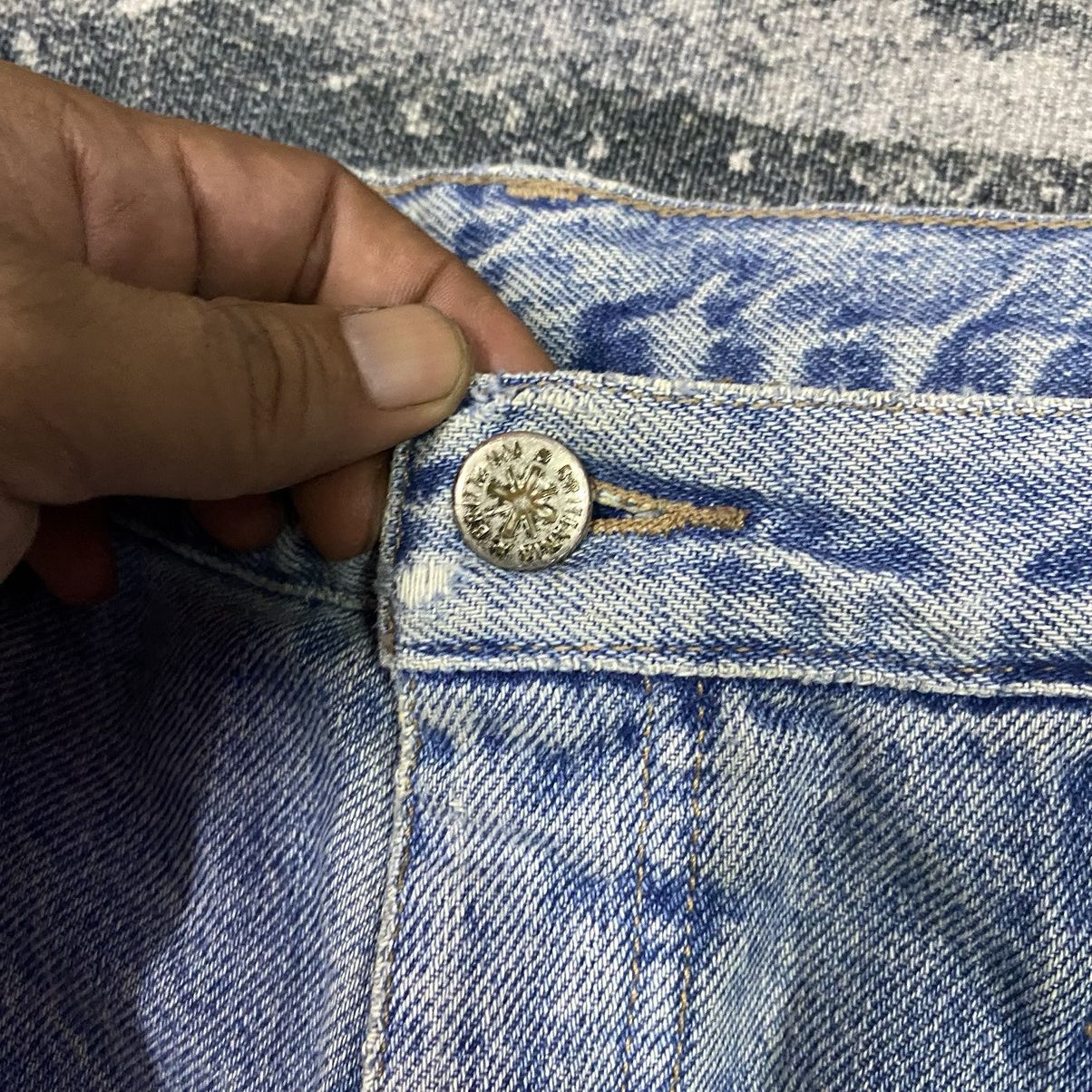 Japanese Brand × Jean × Vintage Vintage Brittania Light Washed Denim Jeans Size US 36 / EU 52 - 7 Thumbnail