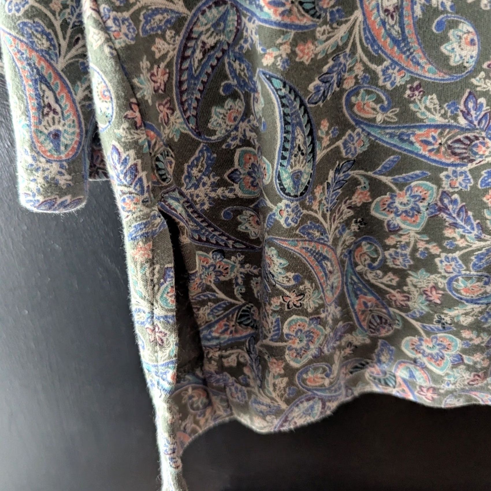 J. Jill J. Jill Simply Supima Cotton Paisley V-Neck Tunic Olive Green M Long Sleeve Womens Slit Casual Knit 100% Cotton Size M / US 6-8 / IT 42-44 - 4 Thumbnail
