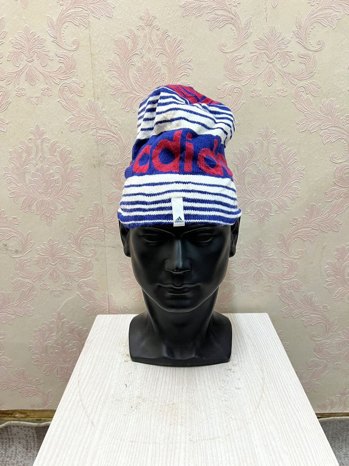 Adidas Vintage adidas Spell Out Beanie Hats Size ONE SIZE - 2 Thumbnail